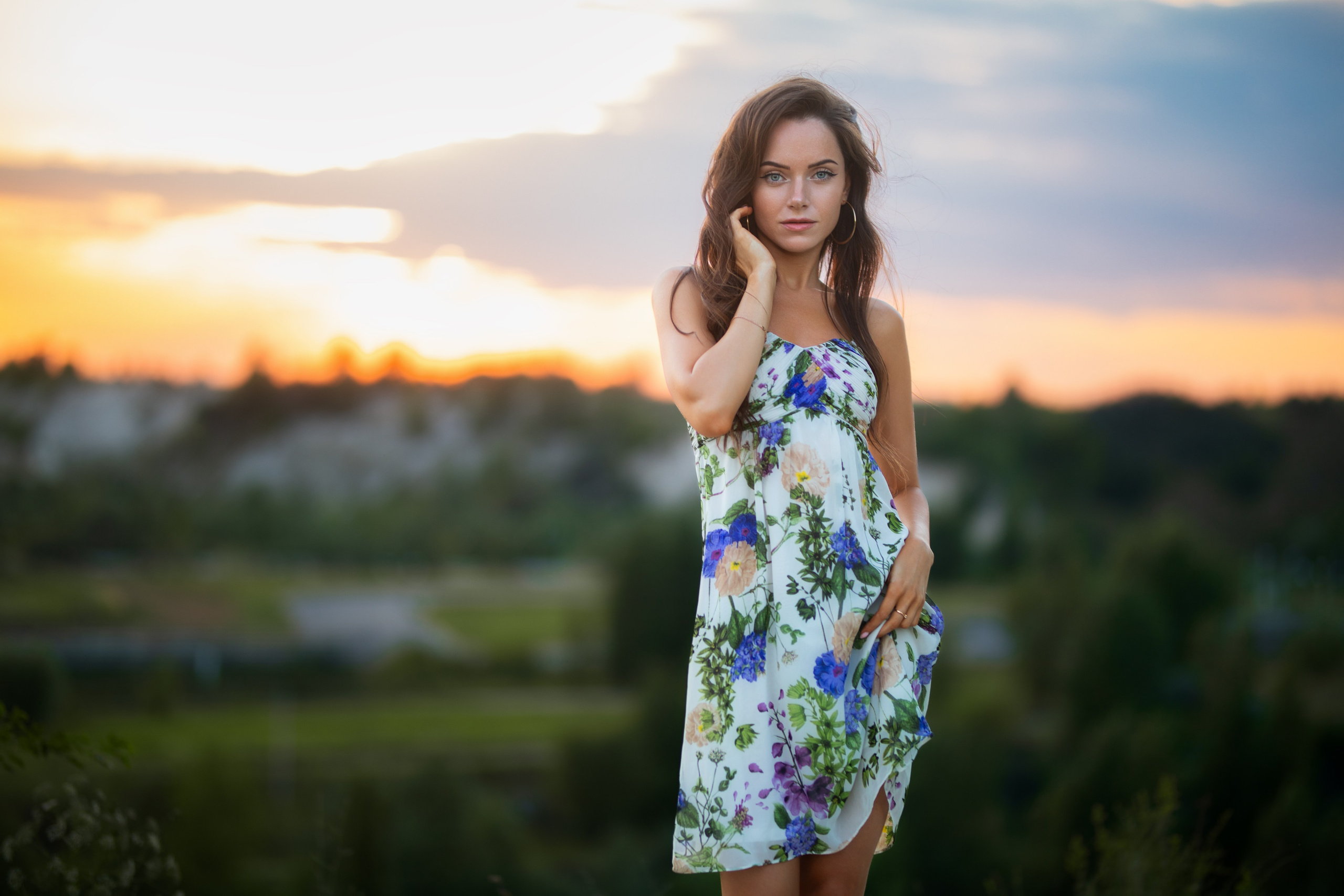 Летняя съемка с Екатериной на природе в парке Белый Колодец в формате для «себя»