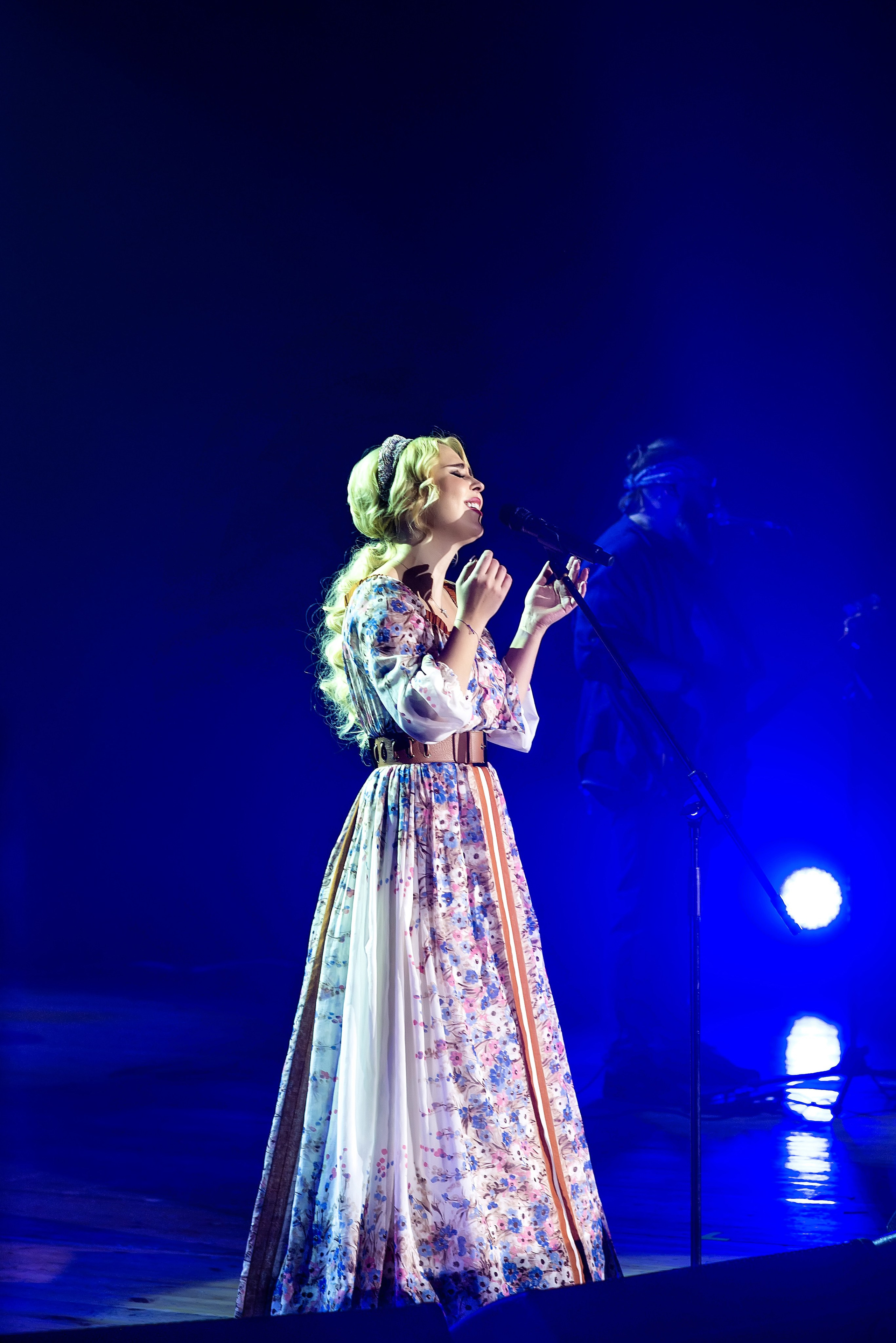 Концерт Пелагеи. Школьный, фэшн фотограф в Тюмени и в России Ирина Королева