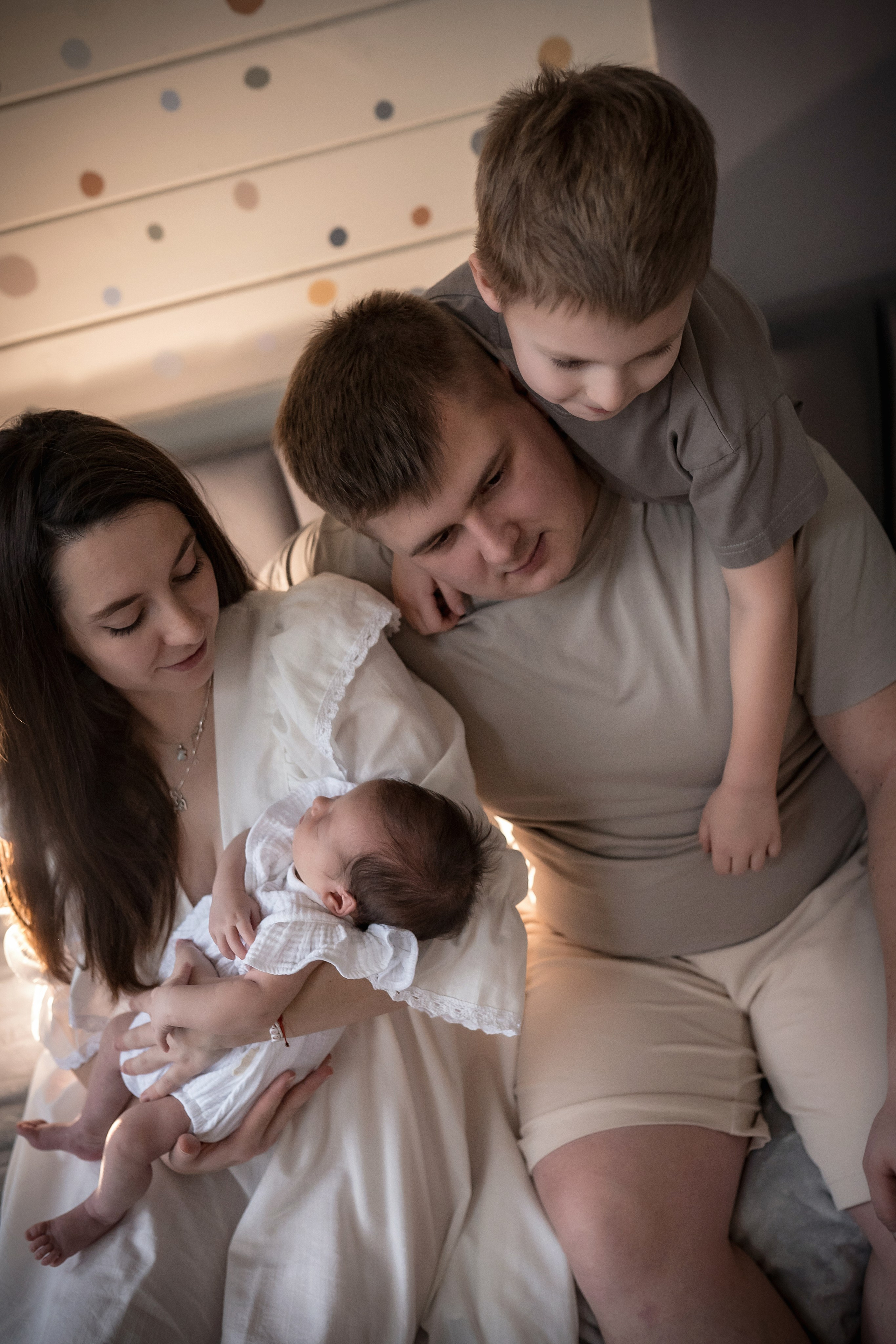 Фотосъемка новорожденных. Фотограф Крещения и Венчания в Москве