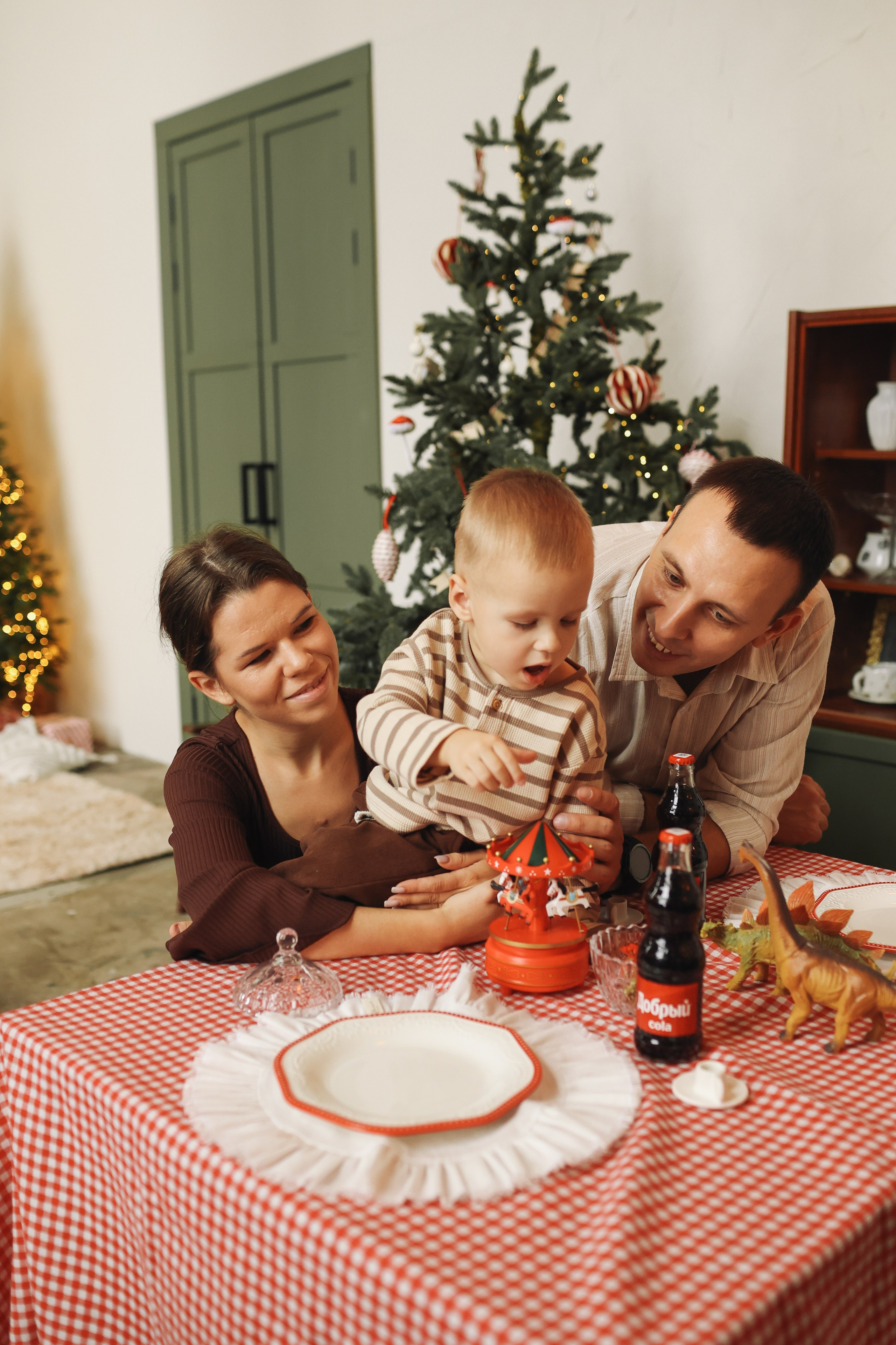 Таня Николай и маленький Савелий. Фотограф Владимир Москва
