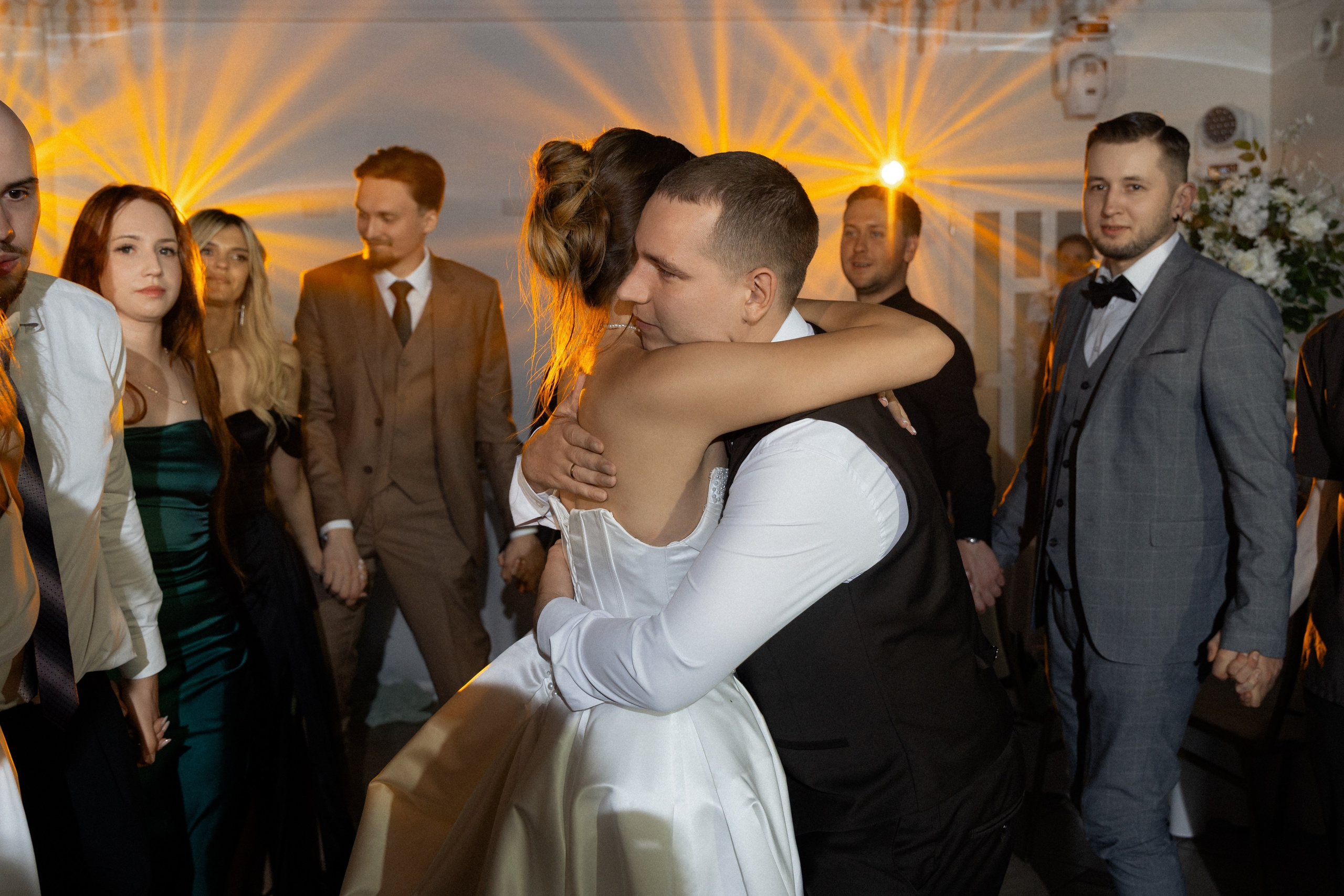 Свадебная фотосессия Анастасии и Игоря в Усадьбе Легенда. Свадебный фотограф в Минске/Беларуси Сергей Спиридонов