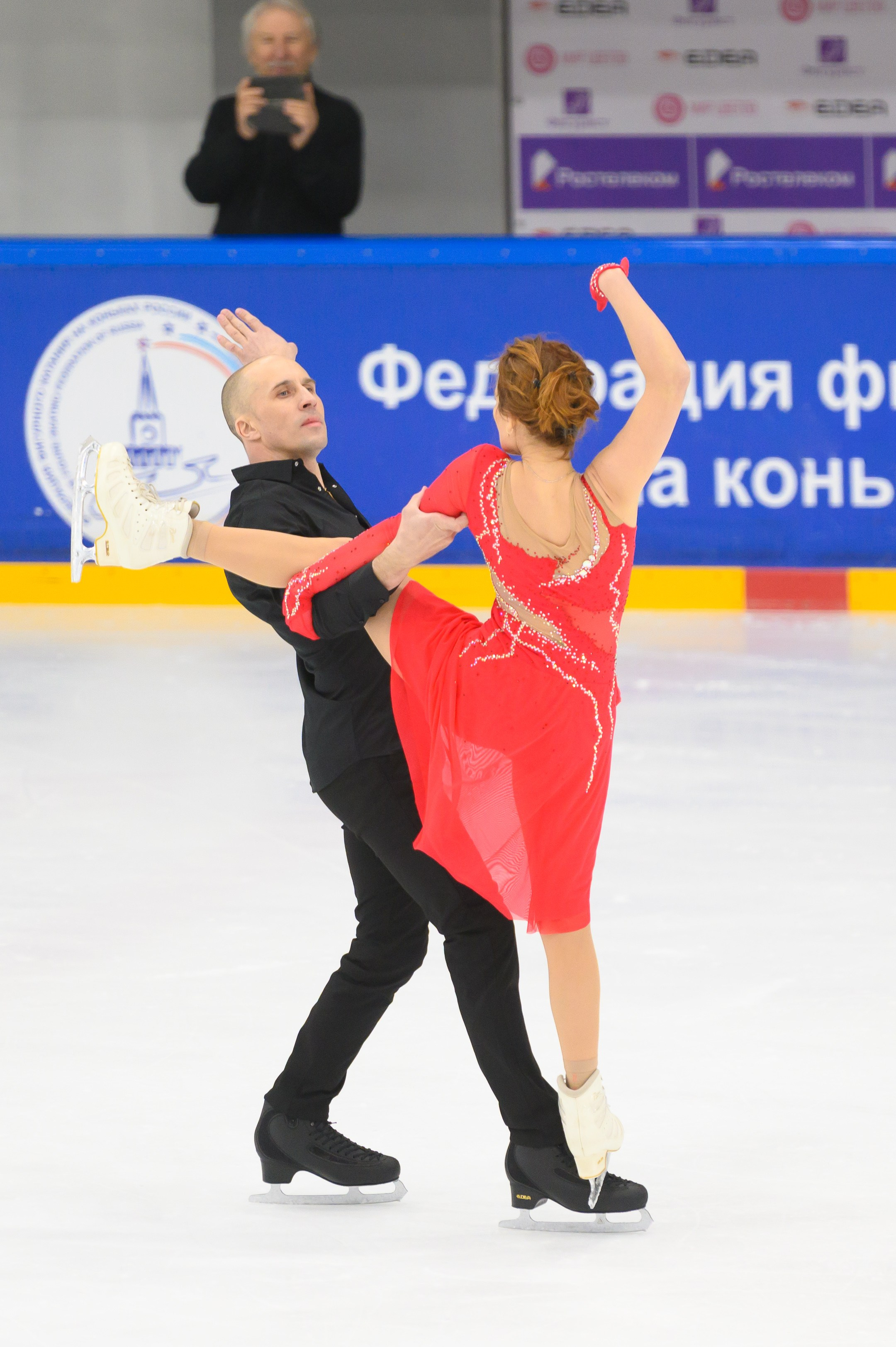 Любительский чемпионат Москвы по фигурному катанию. Портретный фотограф в Москве Полина Старцева