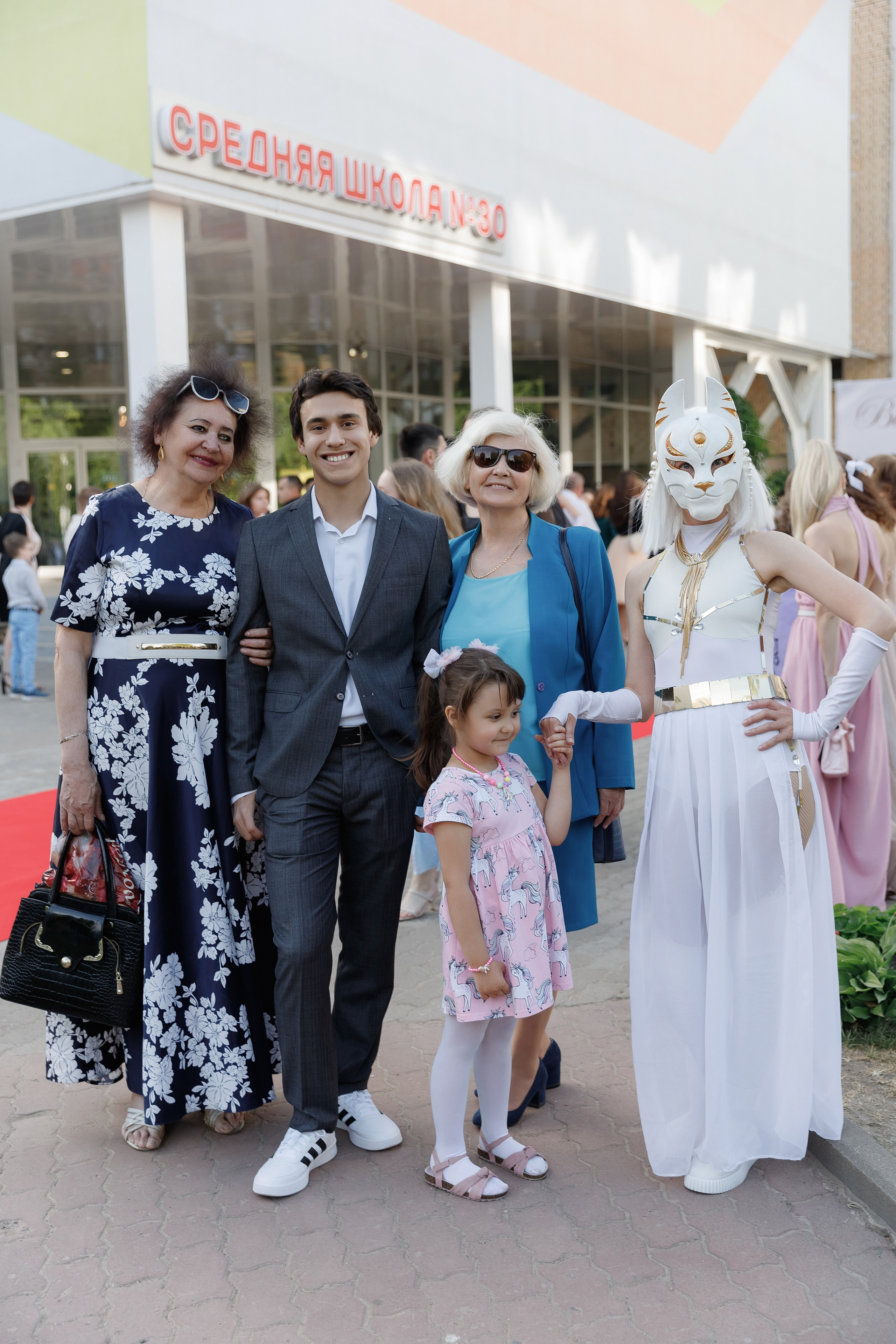 Школьный выпускной 2023 год в Минске. Свадебный фотограф в Минске/Беларуси Сергей Спиридонов