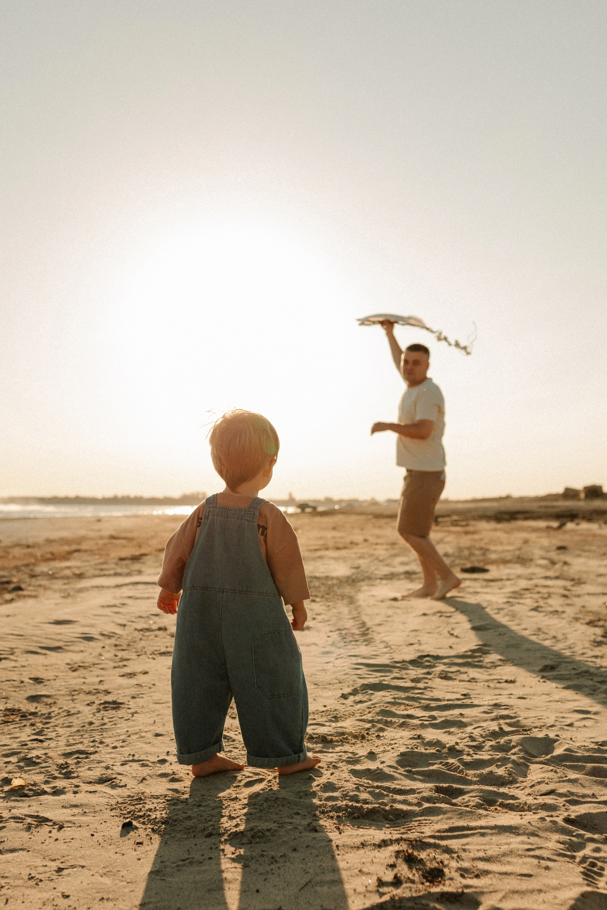 Трое у реки, не считая фотографа. Семейный фотограф в Краснодаре Яна Морева