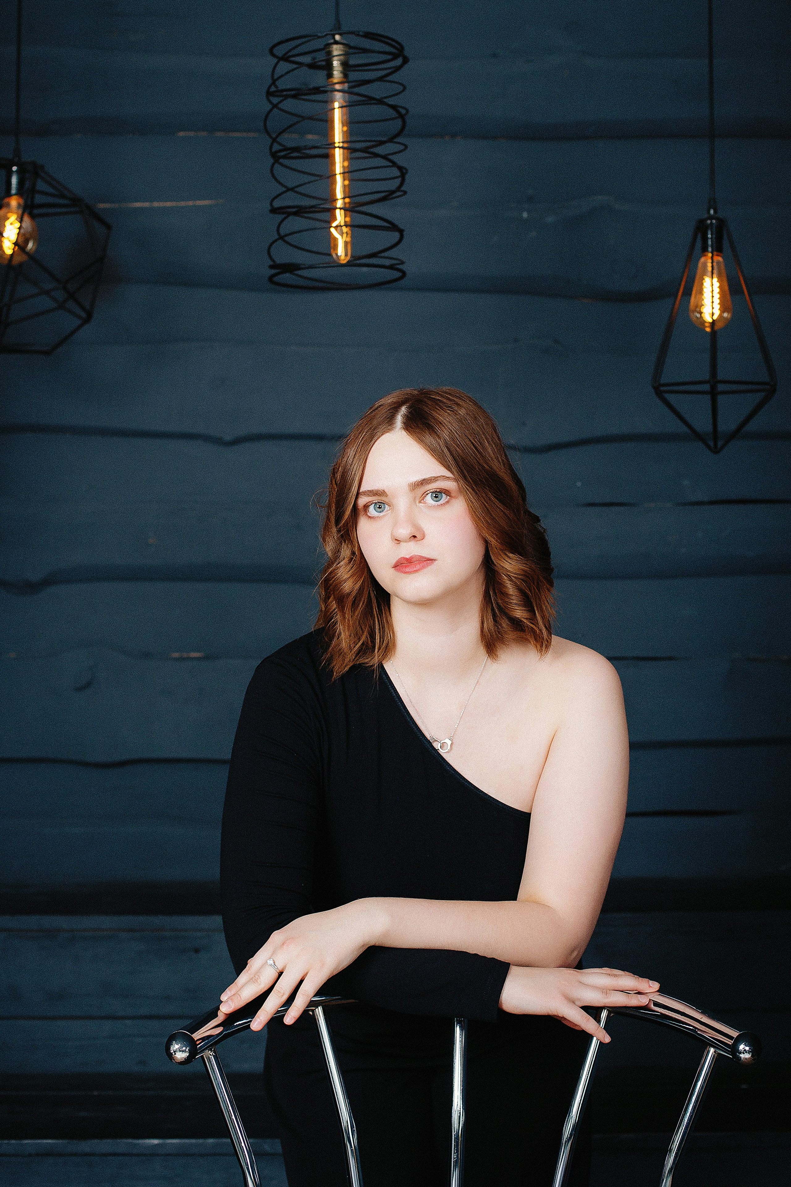 Выпускные альбомы портреты Искитим Бердск Новосибирск. Выпускные альбомы Искитим, Бердск и Новосибирск Крюкова Елена