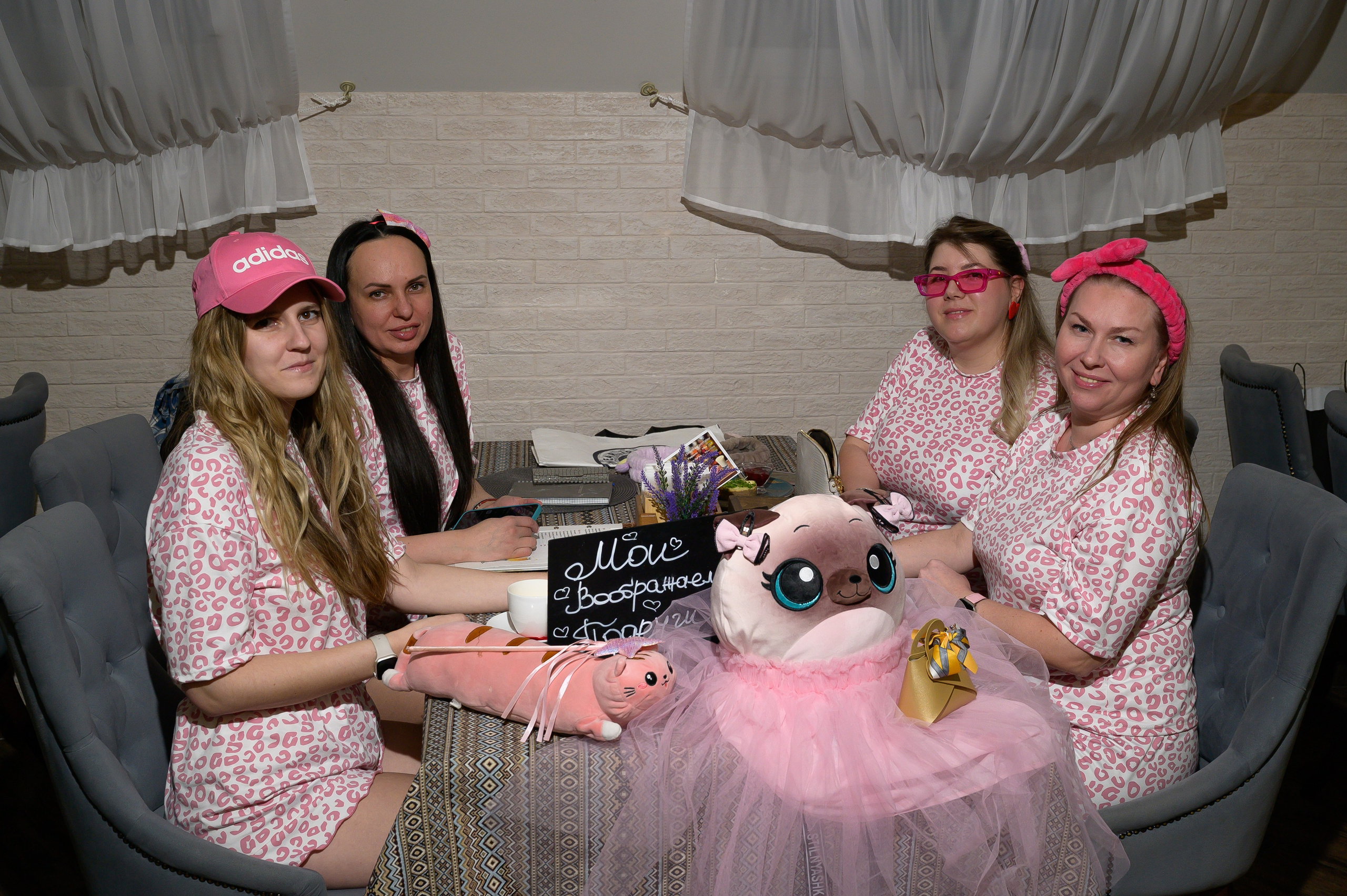 Антиквиз «Барби» кафе «Мимино»