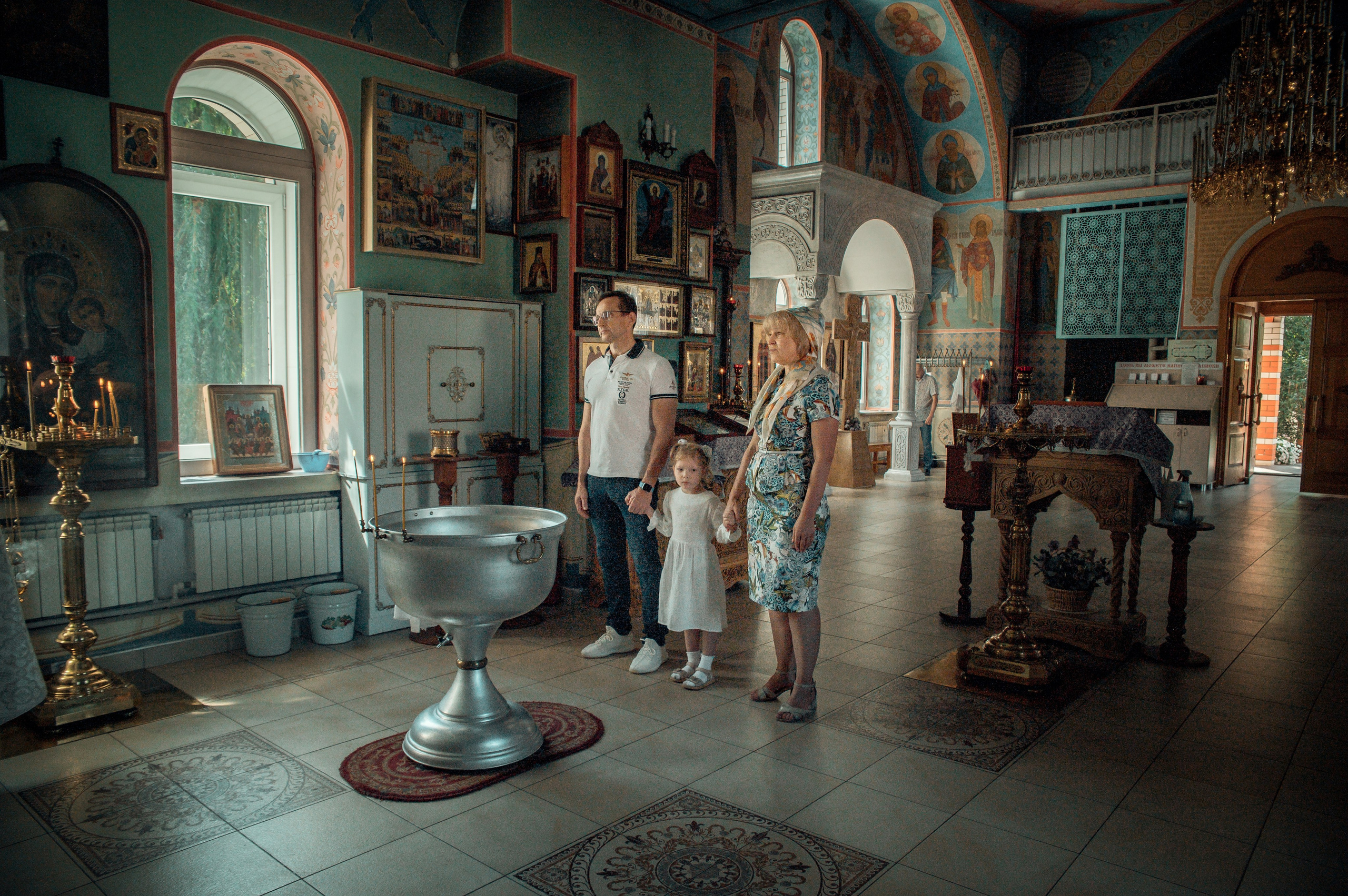 Таинство Крещения Арины, Церковь Всех Святых в Земле Российской г. Волгоград. Церковный, семейный и репортажный фотограф Волгоград, Волжский