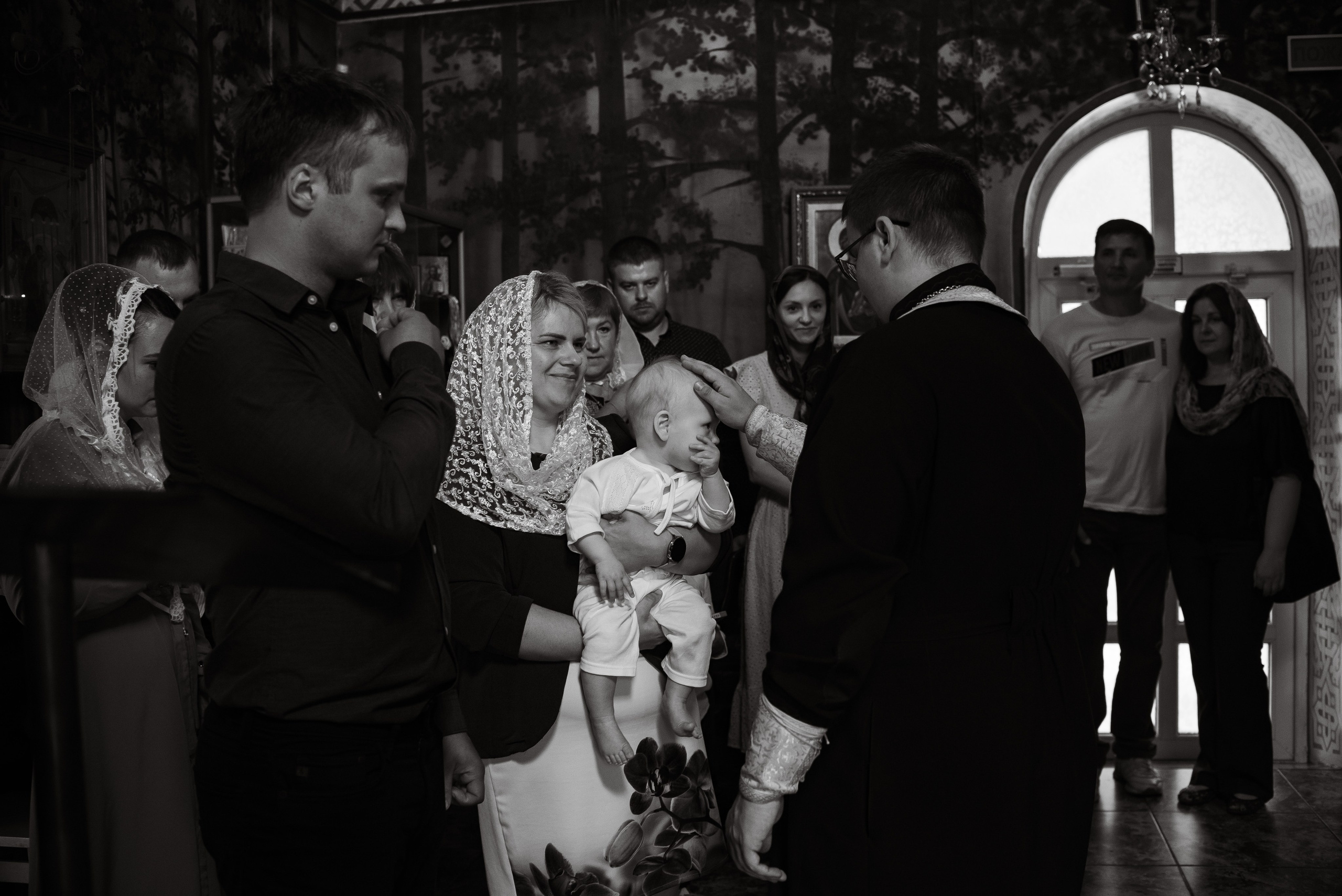 Крещение Михея в хр. Младенца Гавриила. Семейный фотограф на выписку из роддома и крещение Минск Настя Гришук