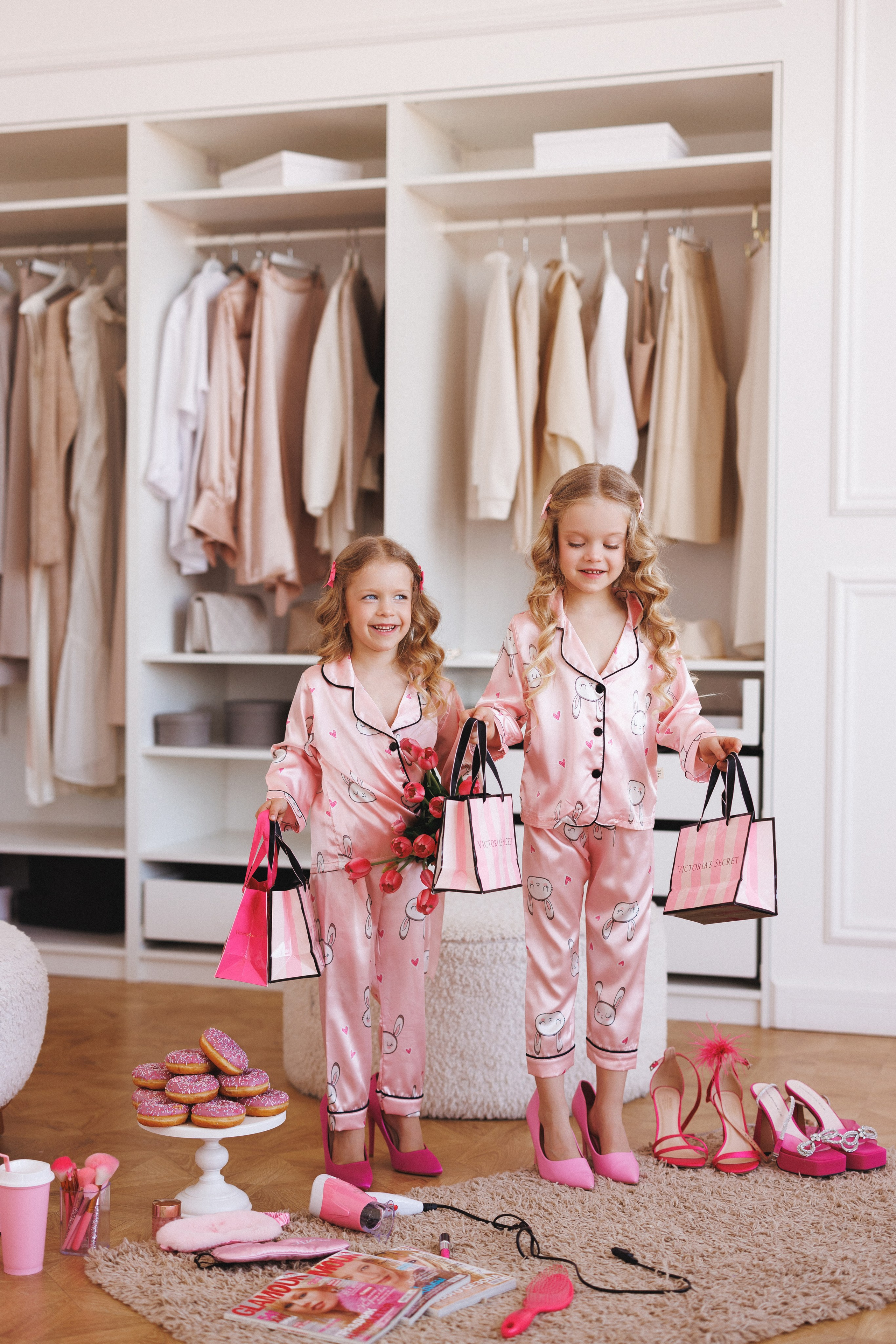 Фотосессия для девочек в тематике «Гардеробная». Семейный и детский фотограф в Краснодаре Анна Трашкова