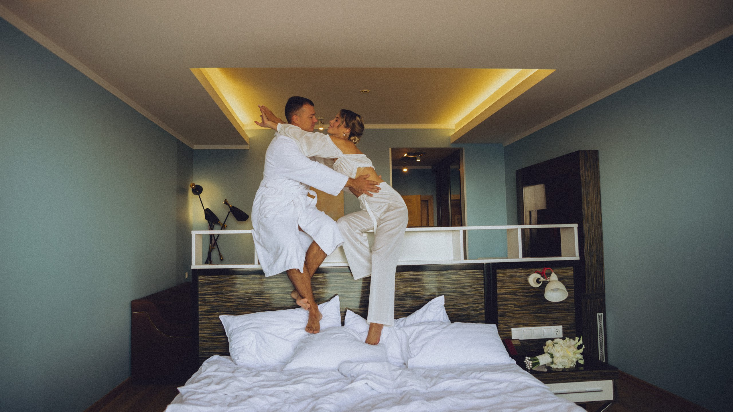 На кабриолете. Фотограф и Видеограф Анапа, Новороссийск, Краснодар. Алина и Женя