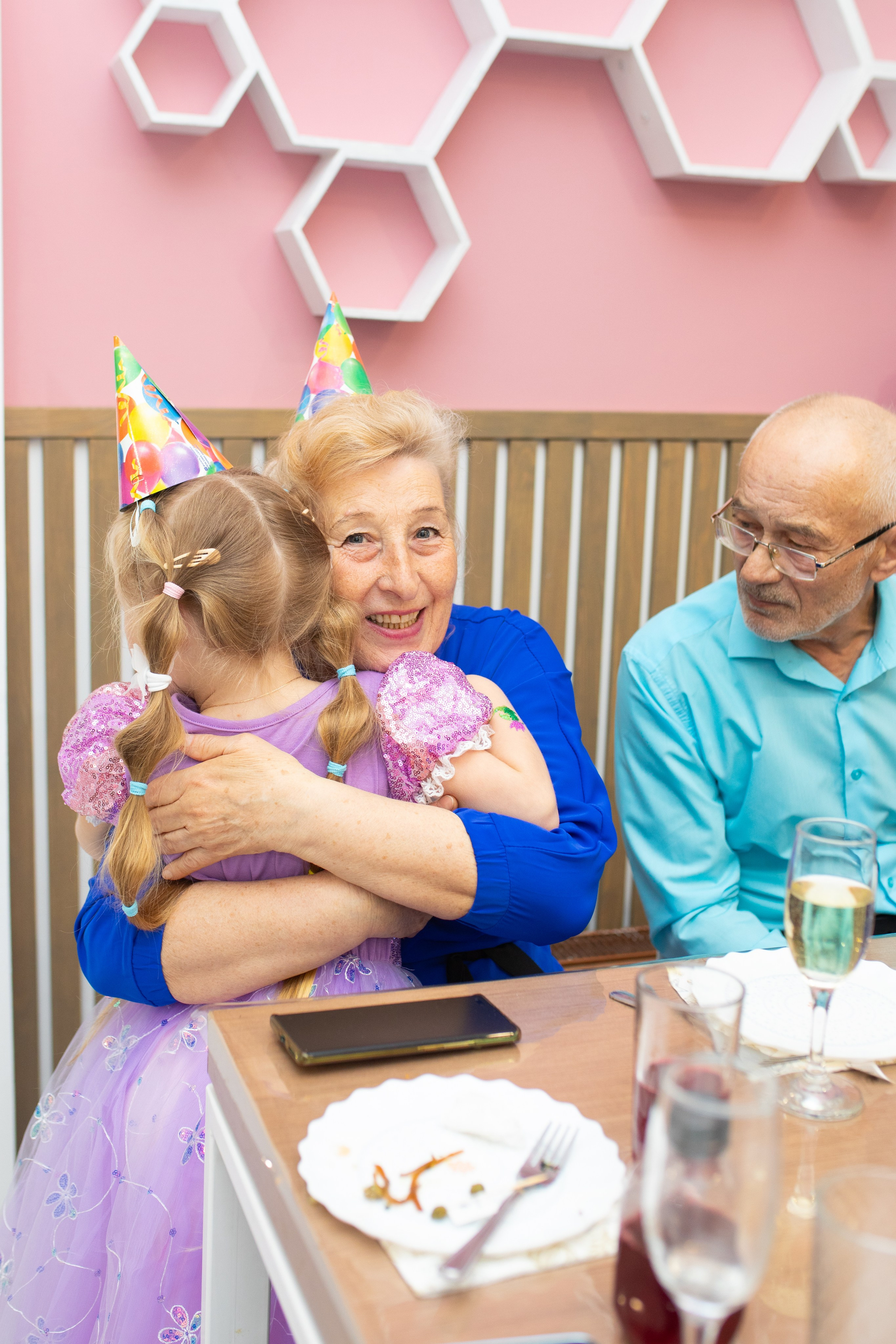 Улыбника -Василисе 6 лет!. Фотограф в Новосибирске Ася Зверева