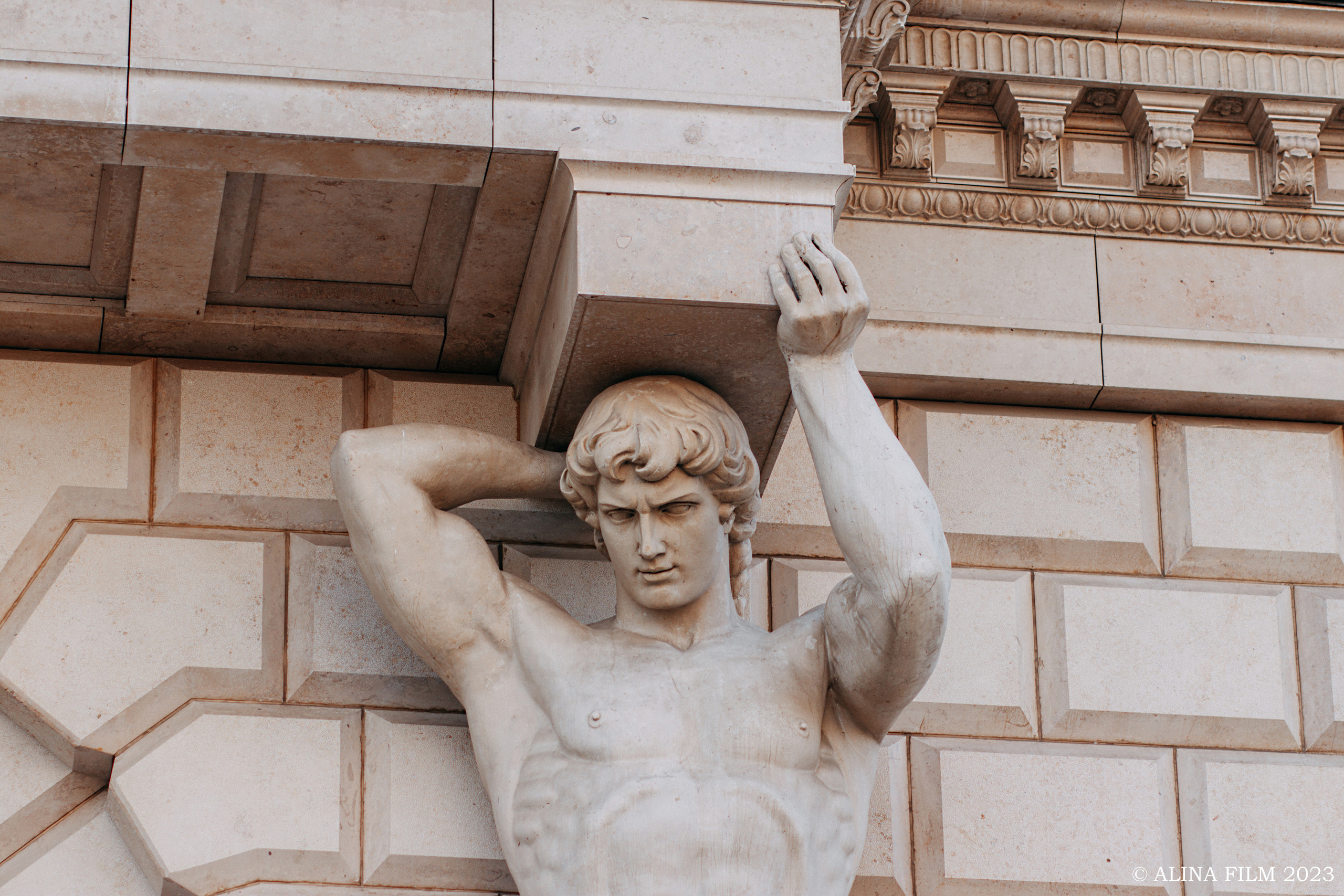 Прогулка: 2 образа. Фотограф в Санкт-Петербурге Alina Film