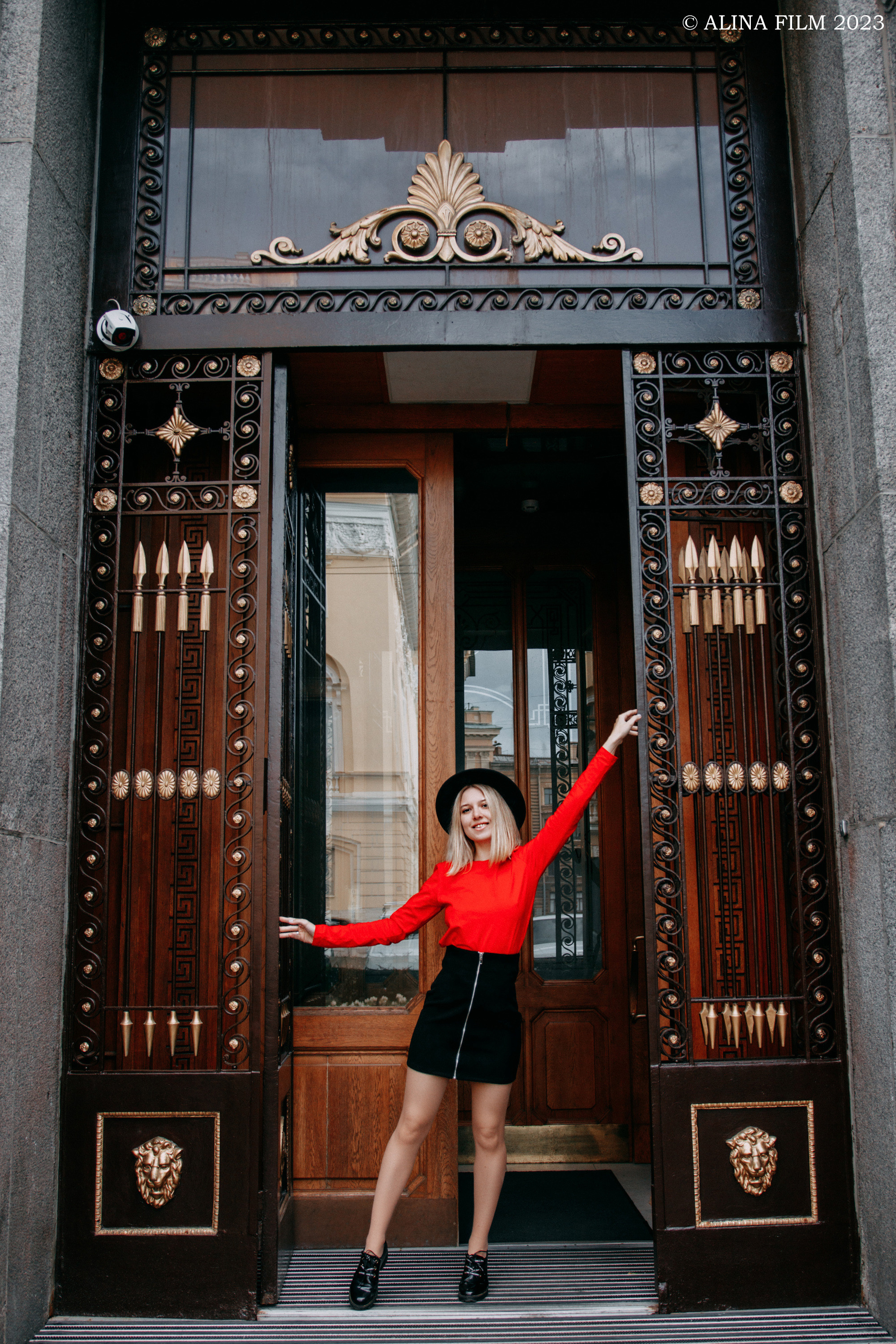 Прогулка: 2 образа. Фотограф в Санкт-Петербурге Alina Film