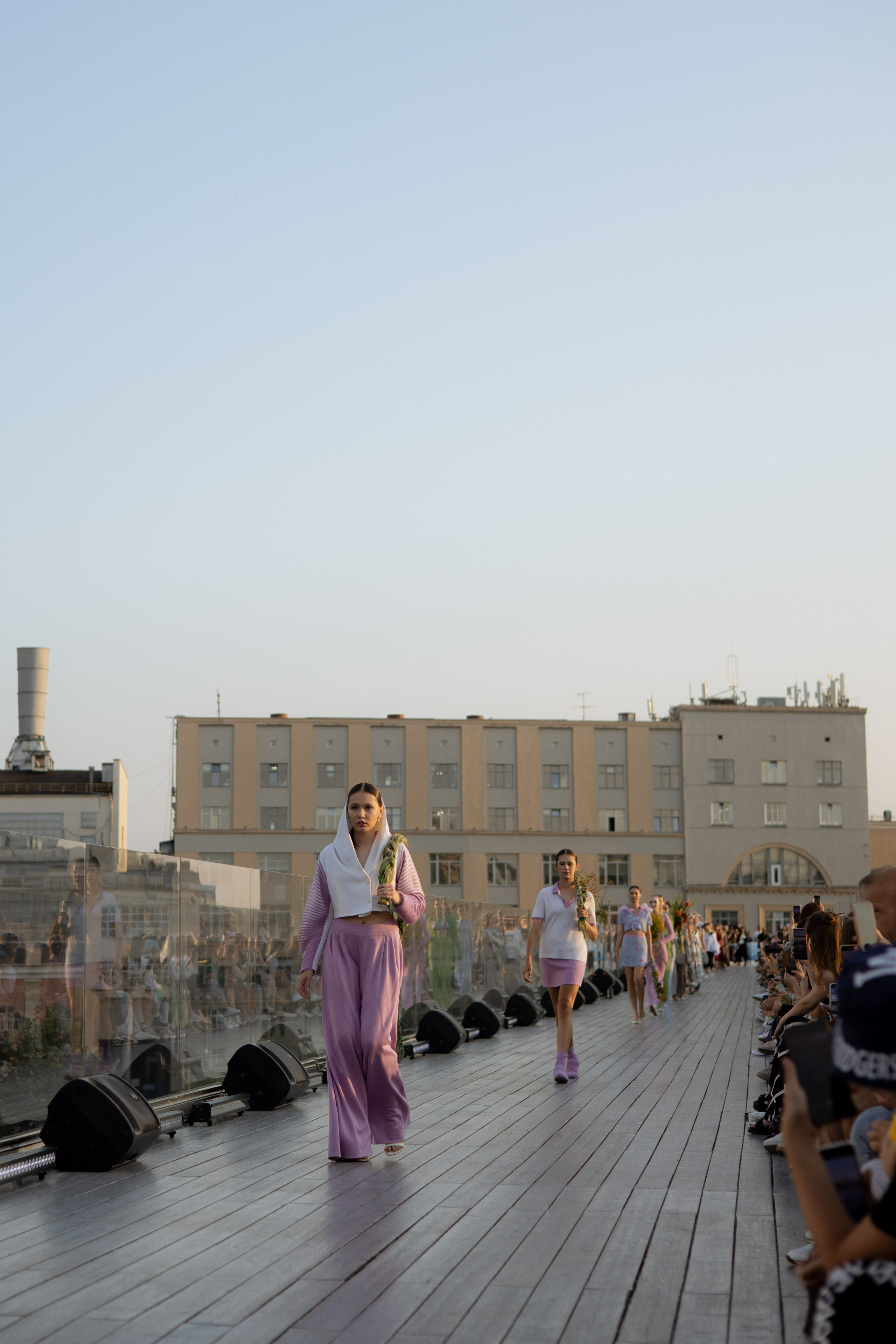 Модный показ. Парящий мост. Оформление свадеб, декор свадеб Вера Маркова, Москва