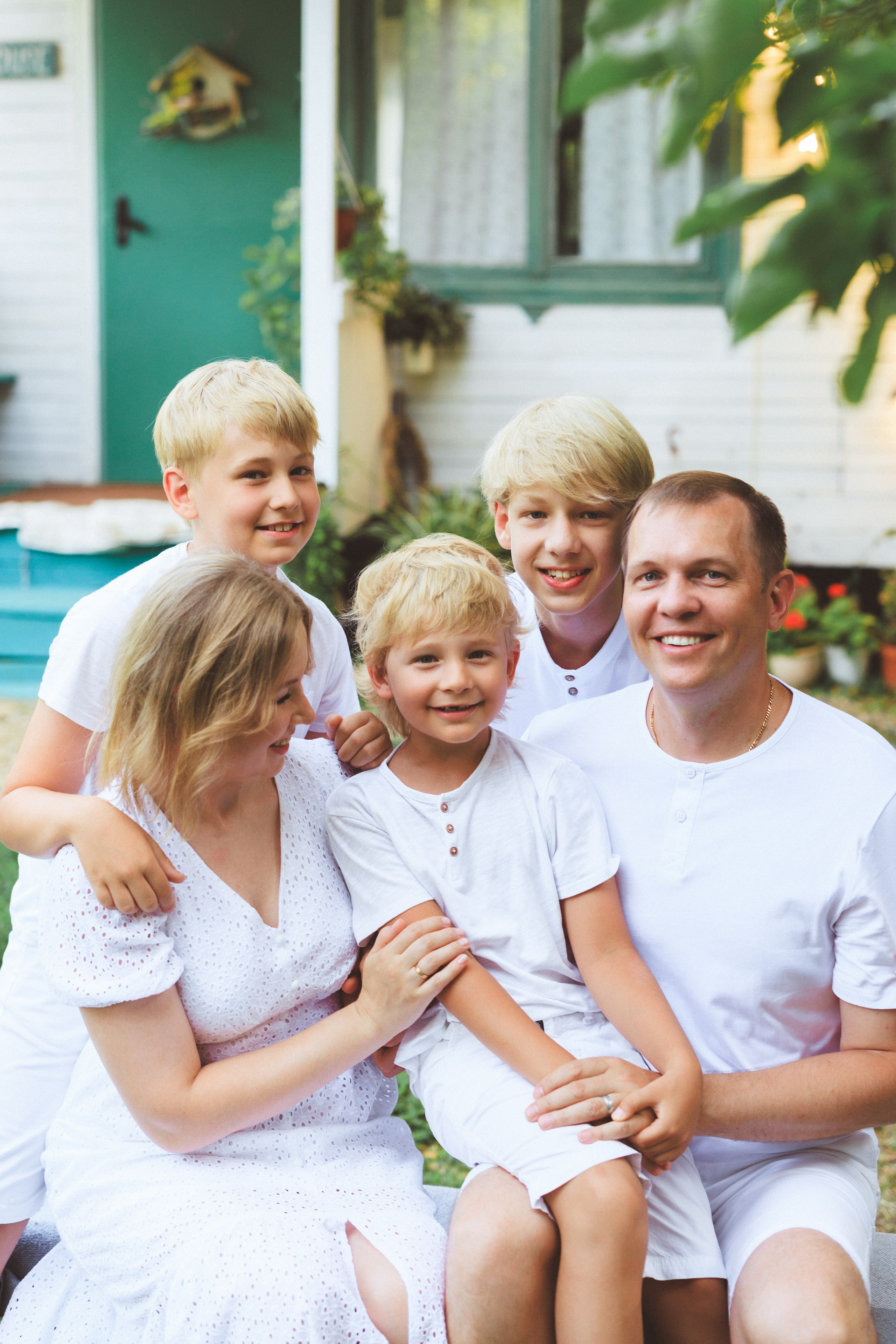 Семейная фотосессия, загородная фотостудия Clover Dacha. Семейный и детский фотограф в Краснодаре Анна Трашкова