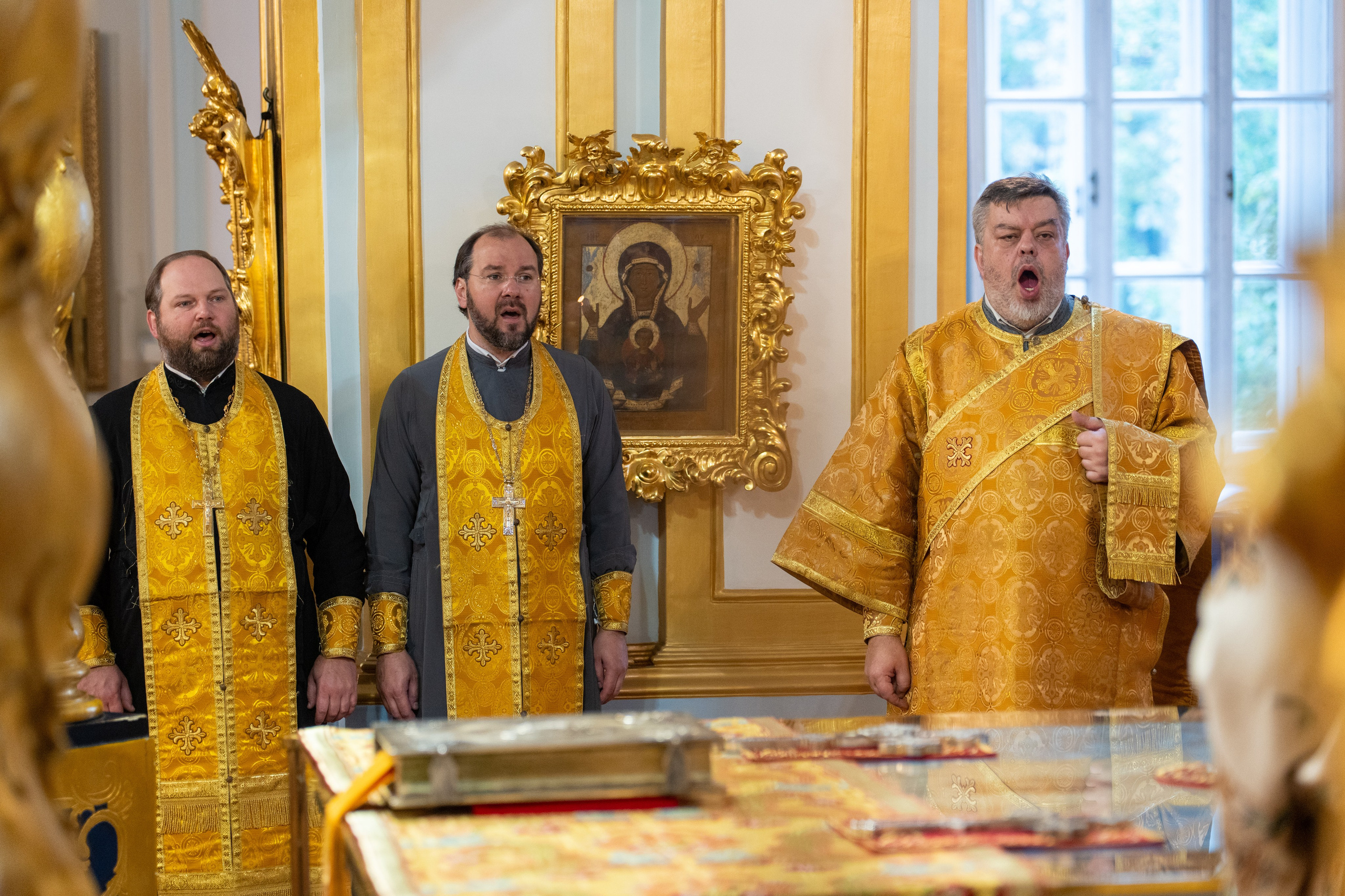 Неделя 16-я по Пятидесятнице, пред Воздвижением. Предпразднство Рождества Пресвятой Богородицы. Мч. Созонта. НИКОЛО-БОГОЯВЛЕНСКИЙ МОРСКОЙ СОБОР