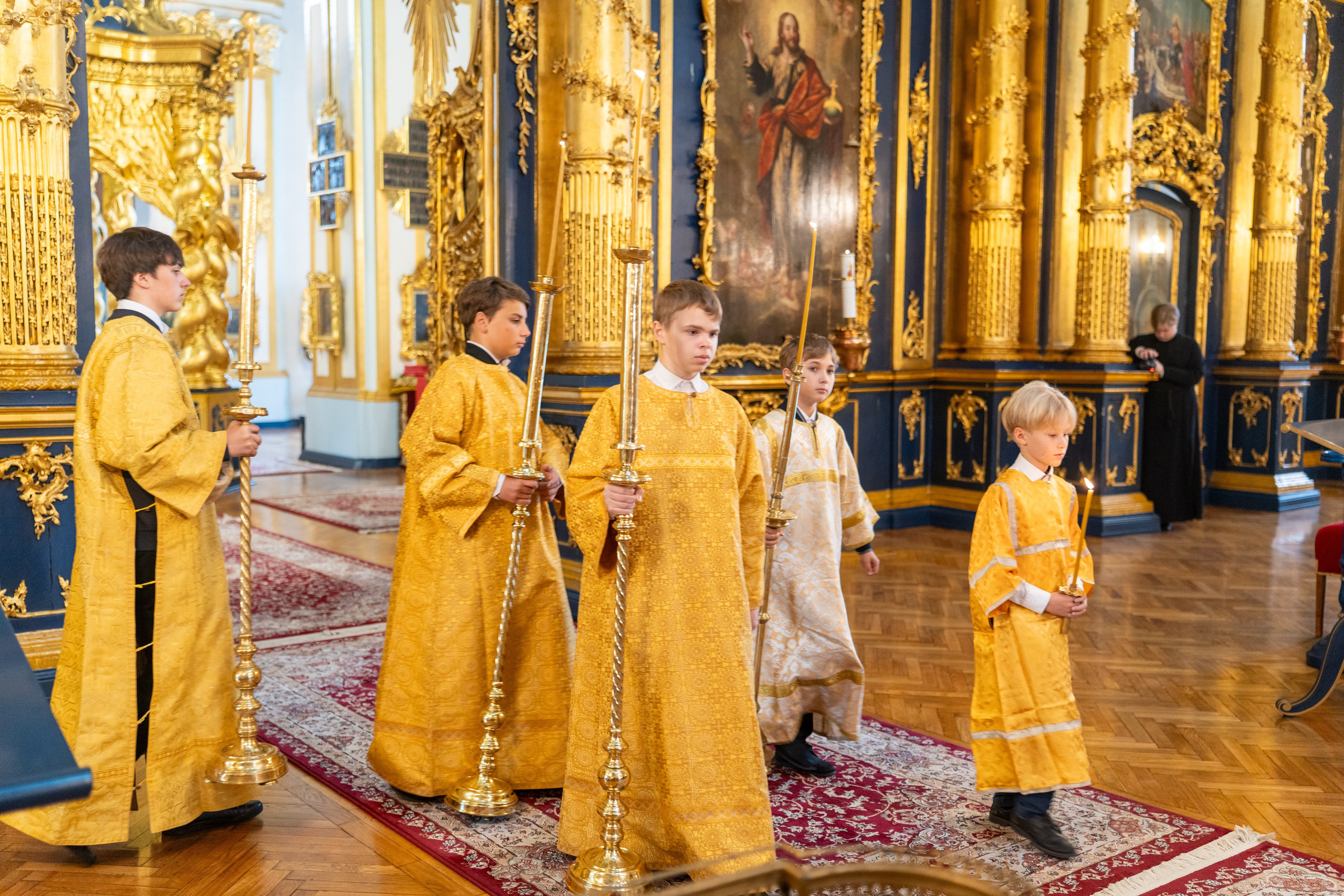 Неделя 14-я по Пятидесятнице. Сщмч. Евтиха, ученика ап. Иоанна Богослова. Свт. Петра, митр. Киевского, Московского и всея Руси, чудотворца. НИКОЛО-БОГОЯВЛЕНСКИЙ МОРСКОЙ СОБОР