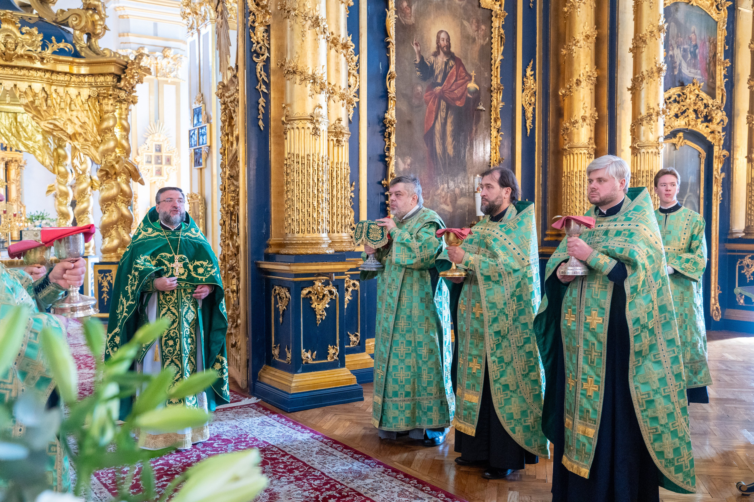 Всемирное Воздвижение Честного и Животворящего Креста Господня. НИКОЛО-БОГОЯВЛЕНСКИЙ МОРСКОЙ СОБОР