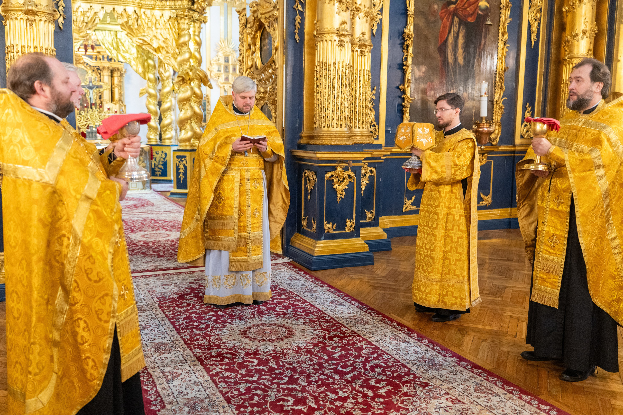 Неделя 19-я по Пятидесятнице. Прпп. схимонаха Кирилла и схимонахини Марии, родителей прп. Сергия Радонежского. НИКОЛО-БОГОЯВЛЕНСКИЙ МОРСКОЙ СОБОР