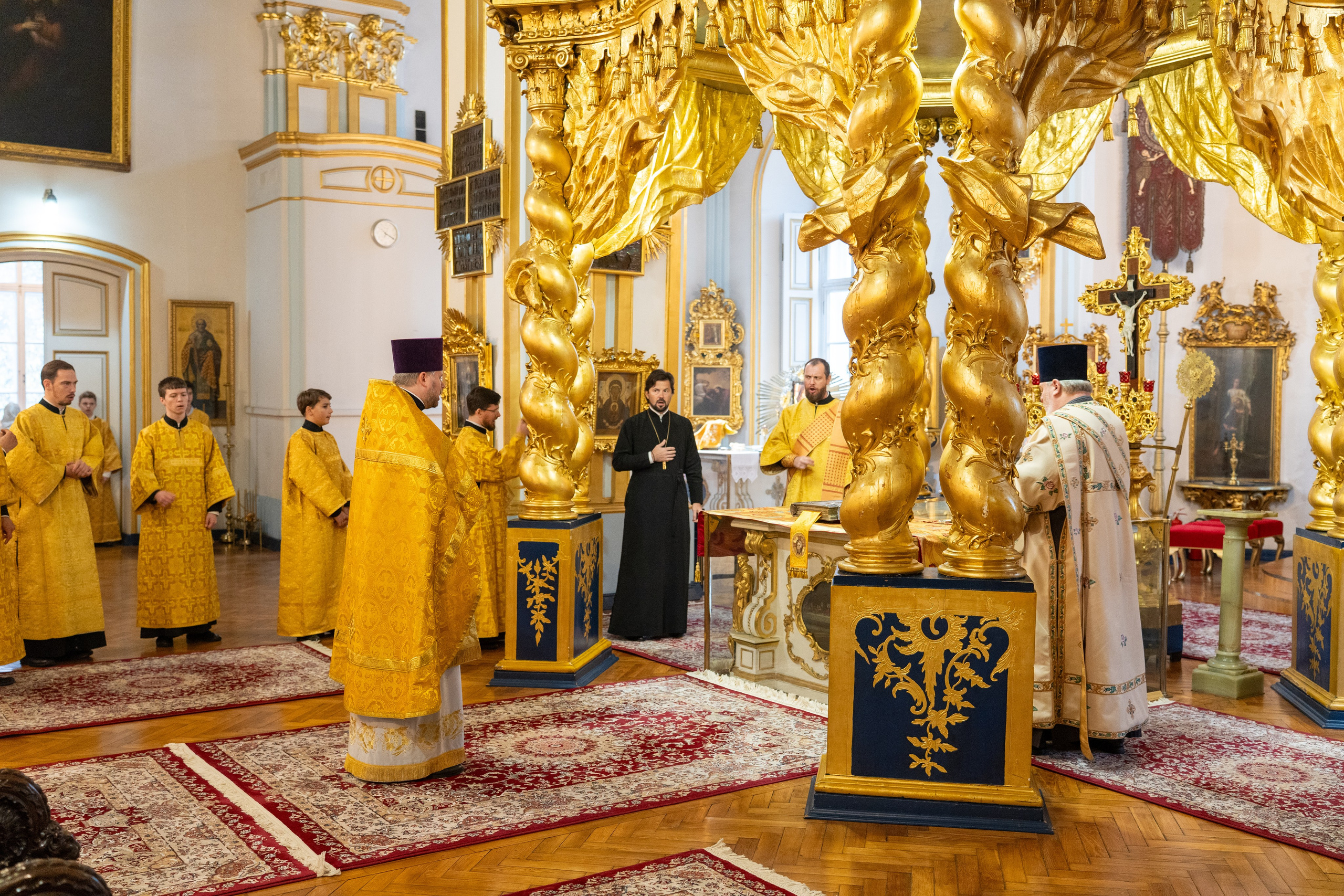 Неделя 19-я по Пятидесятнице. Прпп. схимонаха Кирилла и схимонахини Марии, родителей прп. Сергия Радонежского. НИКОЛО-БОГОЯВЛЕНСКИЙ МОРСКОЙ СОБОР
