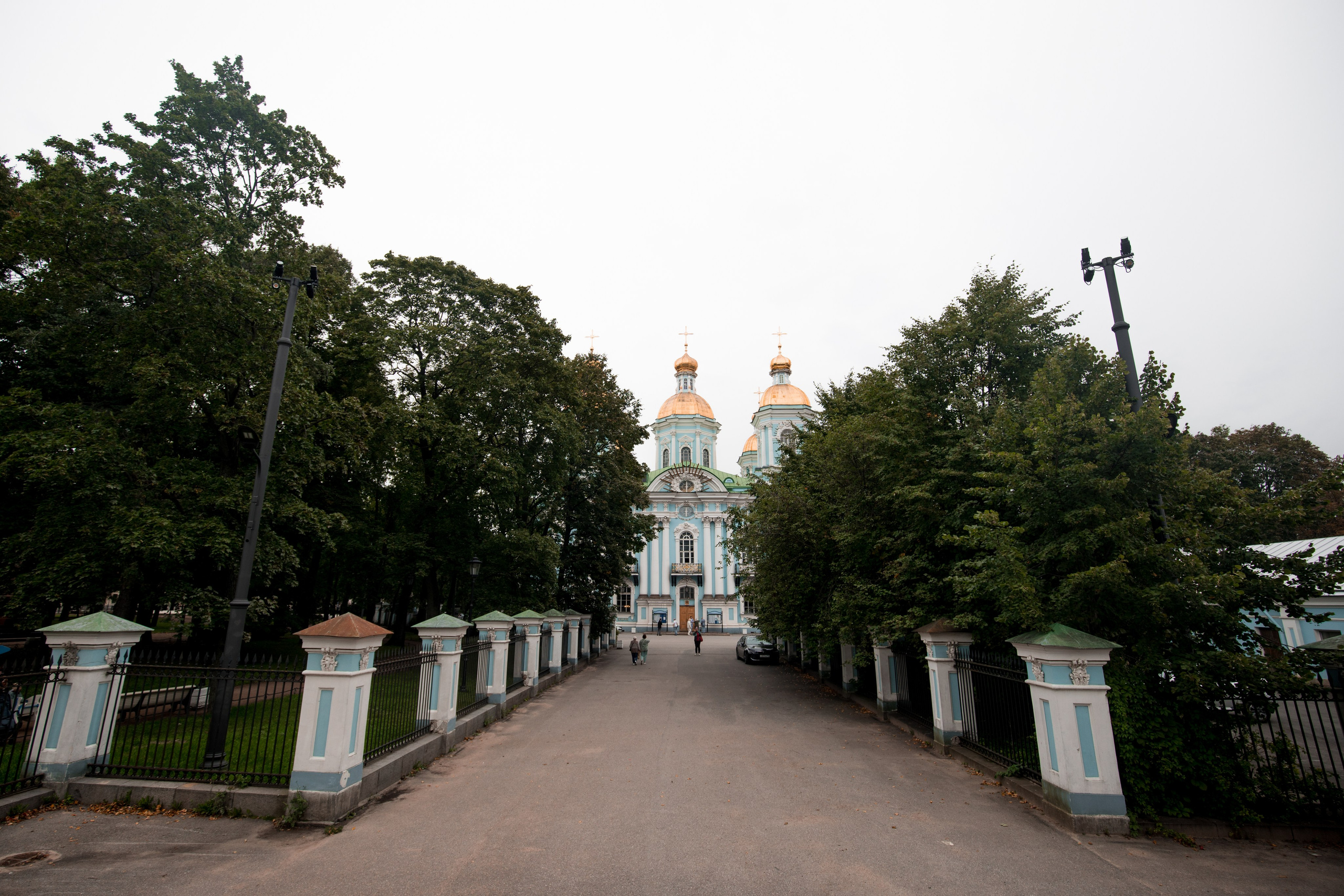 Неделя 13-я по Пятидесятнице. Попразднство Успения Пресвятой Богородицы. Мч. Мирона пресвитера (250). НИКОЛО-БОГОЯВЛЕНСКИЙ МОРСКОЙ СОБОР