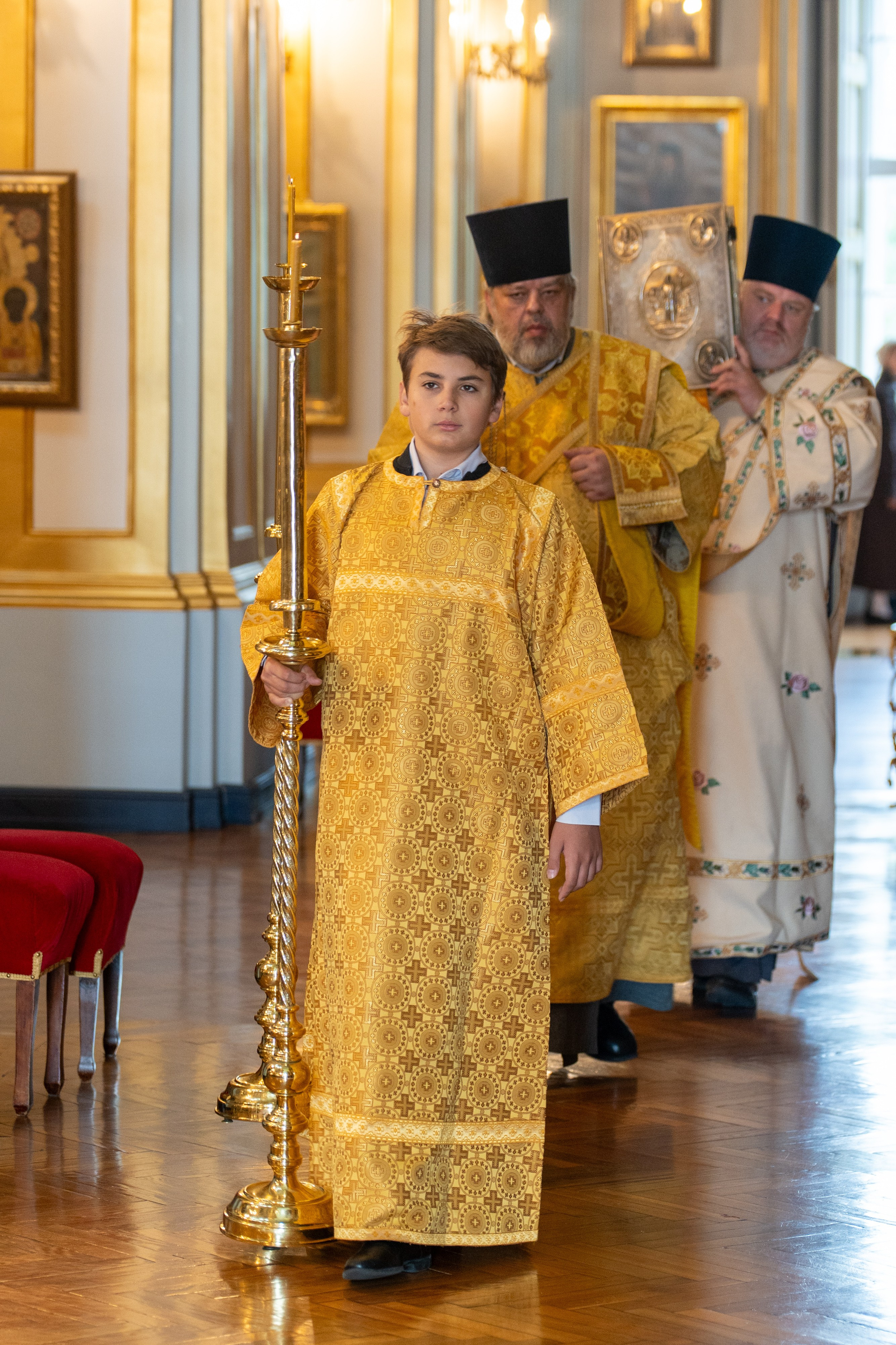 Неделя 14-я по Пятидесятнице. Сщмч. Евтиха, ученика ап. Иоанна Богослова. Свт. Петра, митр. Киевского, Московского и всея Руси, чудотворца. НИКОЛО-БОГОЯВЛЕНСКИЙ МОРСКОЙ СОБОР