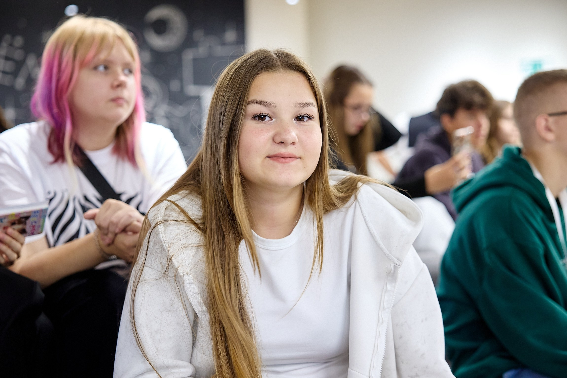 Университетские смены 2025. Репортажный и студийный фотограф во Владивостоке Дударева Софья