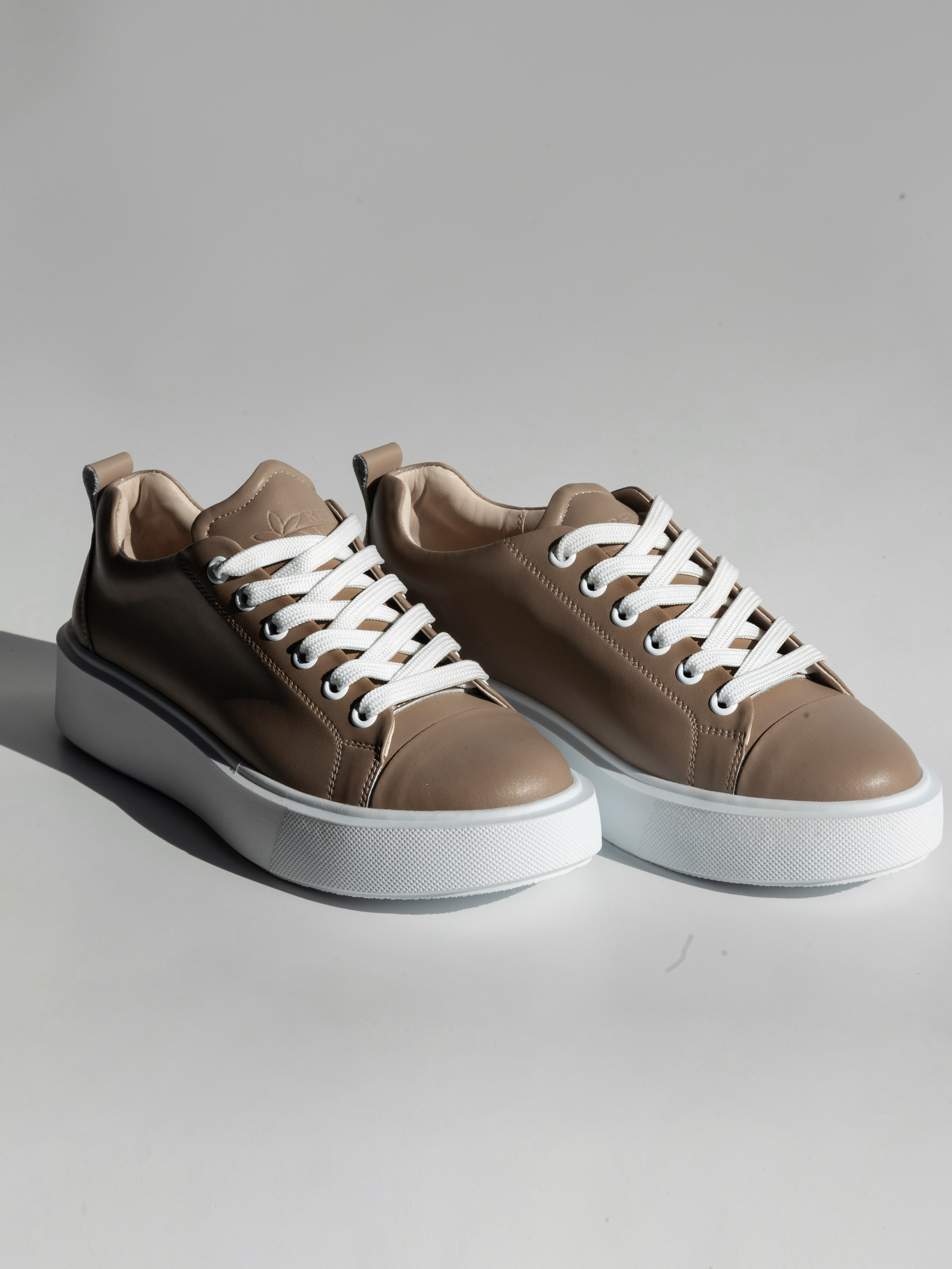 БЕЛЫЙ ФОН. Фотограф в Ростове-на-Дону Мария Аверина