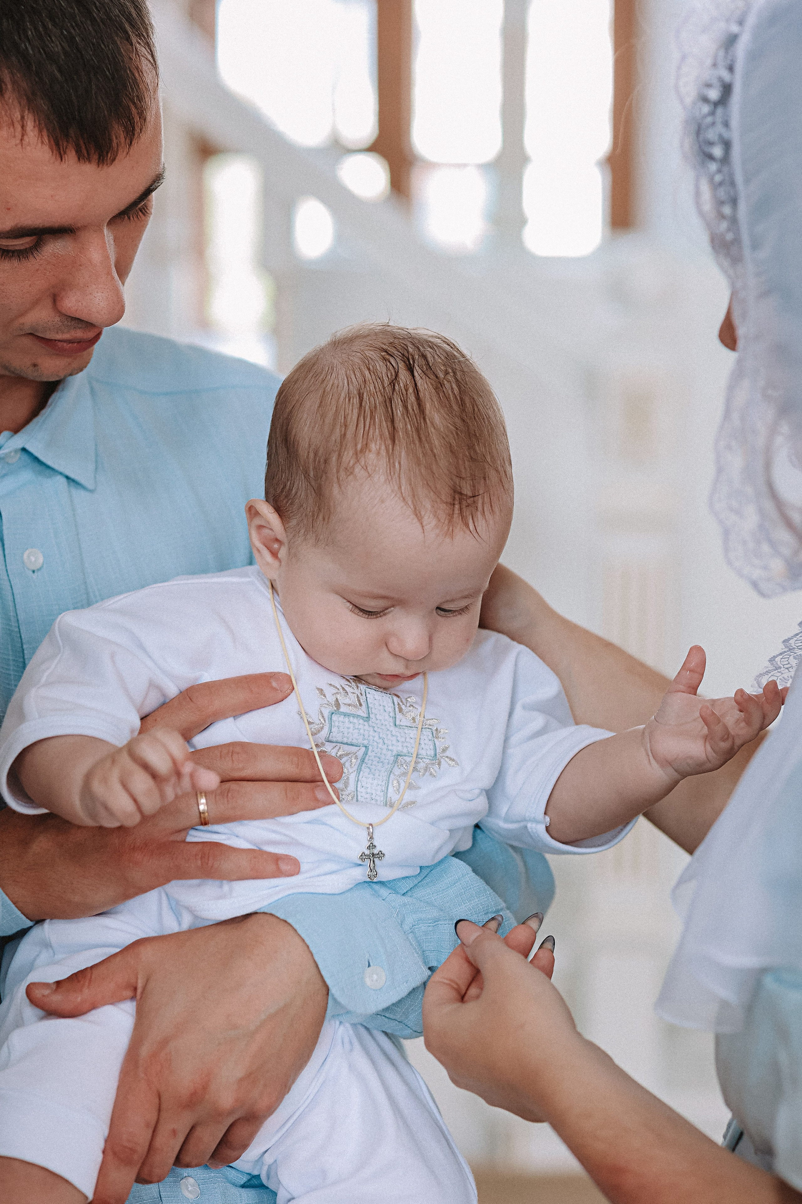 Крещение церковь около моста влюбленных. Семейный фотограф Тюмень, фотограф на роды Салмина Мария
