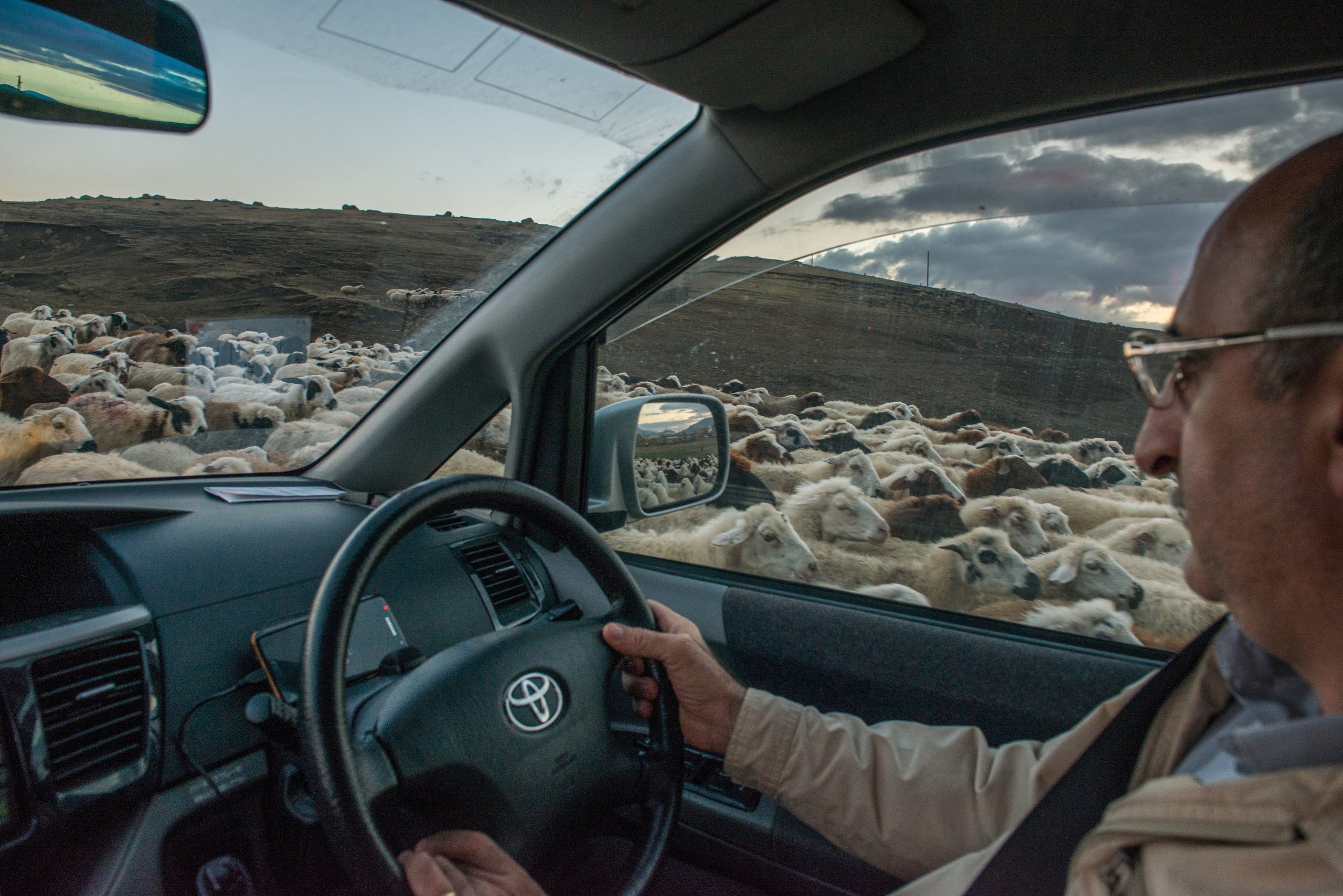 Dimitri Bakhtadze, Georgia-people. Dimitri Bakhtadze photographer