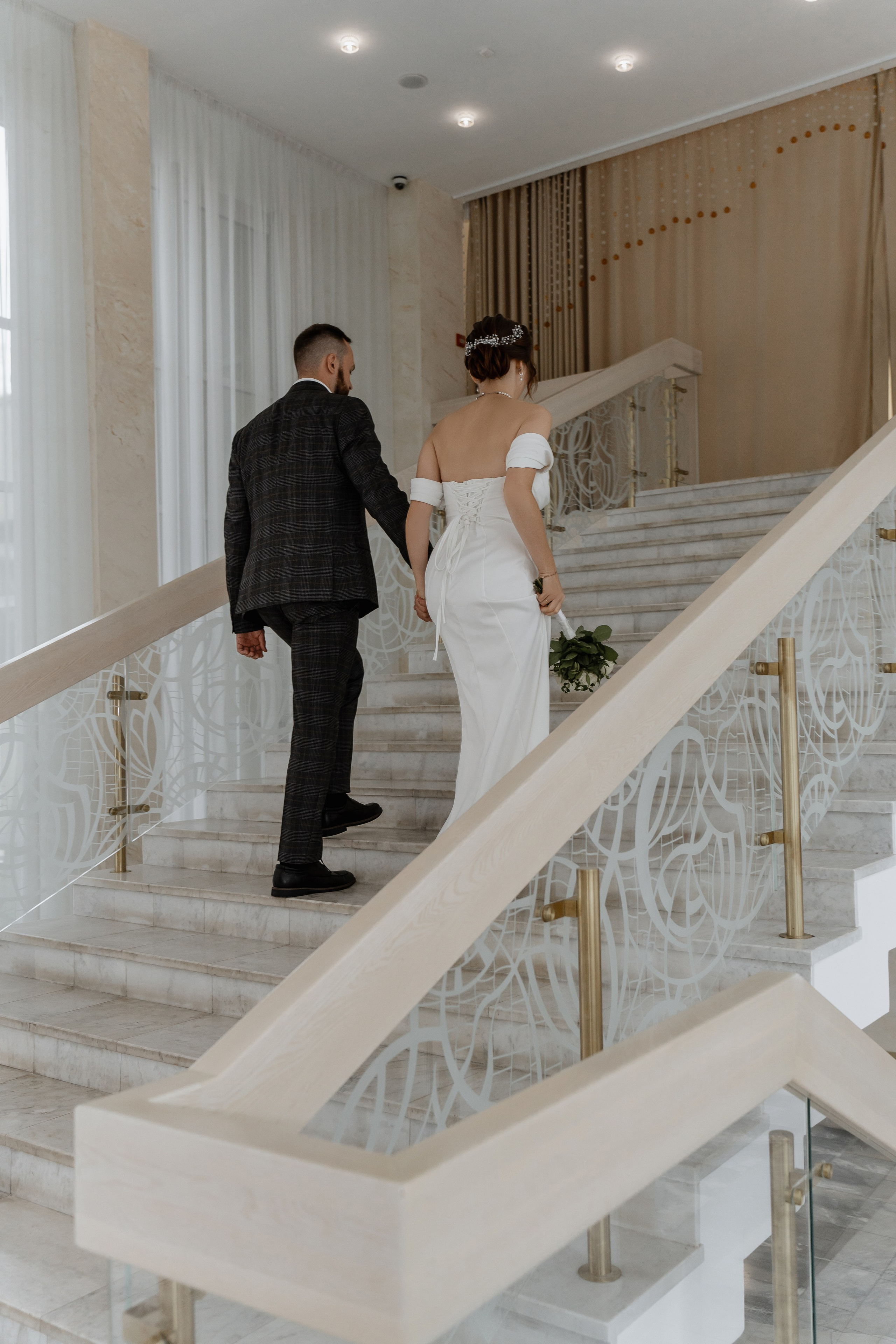 Андрей и Наталья_Дворец бракосочетания. Свадебный и семейный фотограф в Самаре Салахова Гулина