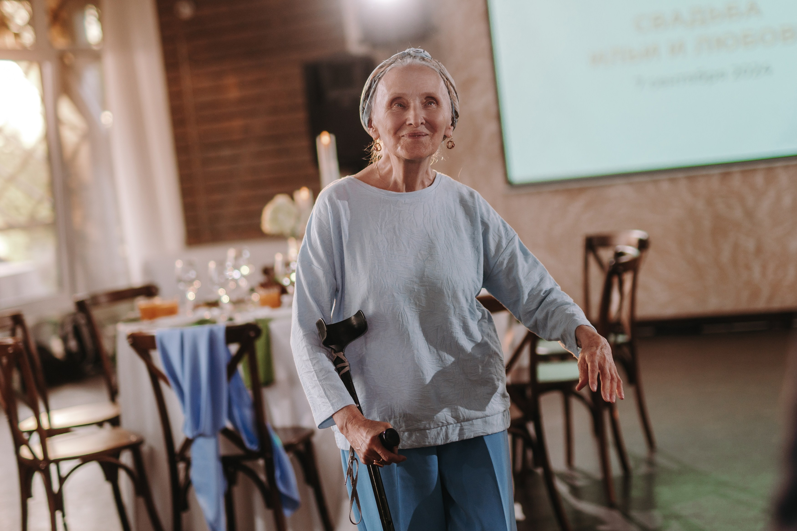 БАНКЕТНЫЙ ЗАЛ ТОРТУГА, ВЕДУЩИЙ АНДРЕЙ ОГНЕВ
