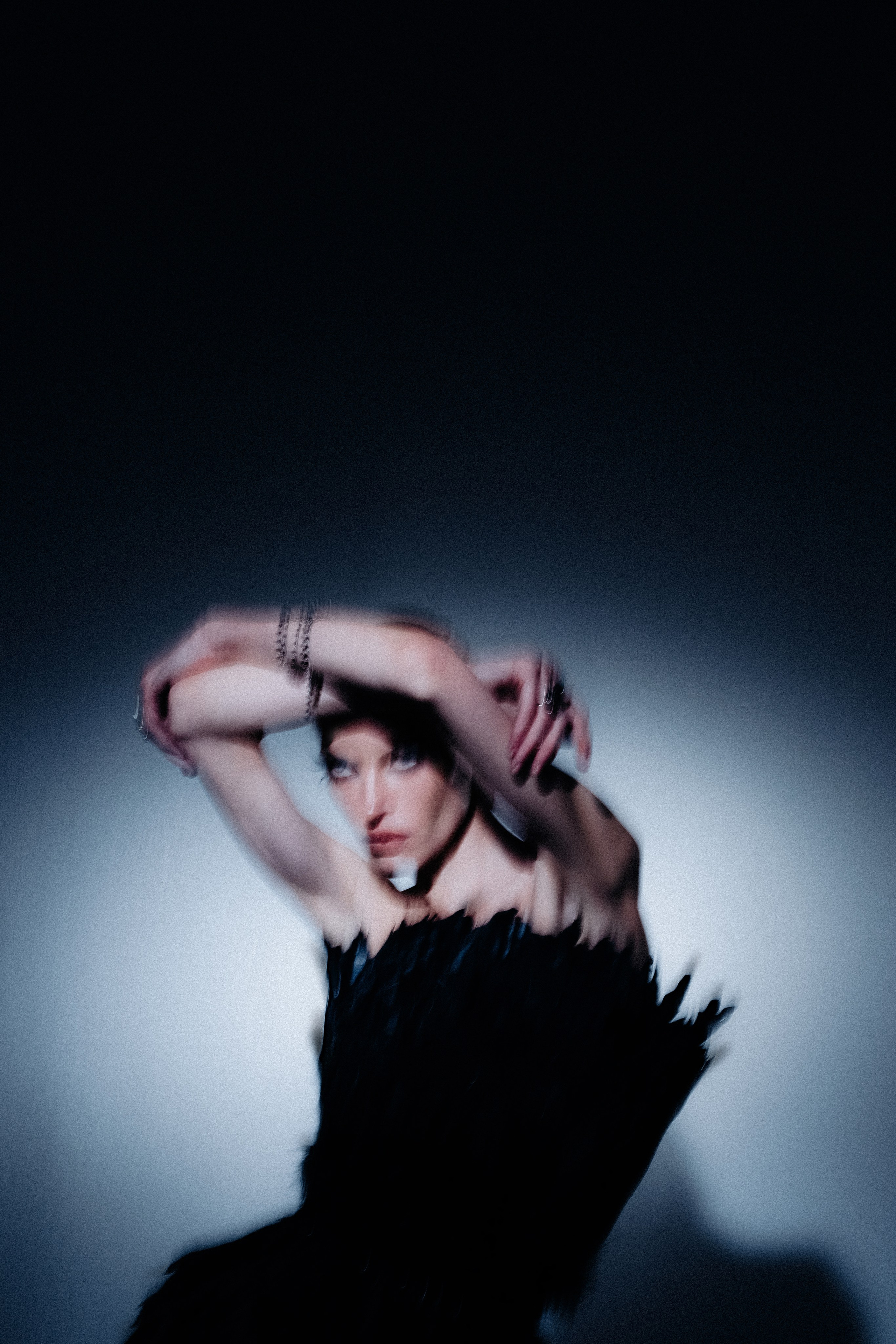 Балерина. Чёрный лебедь.