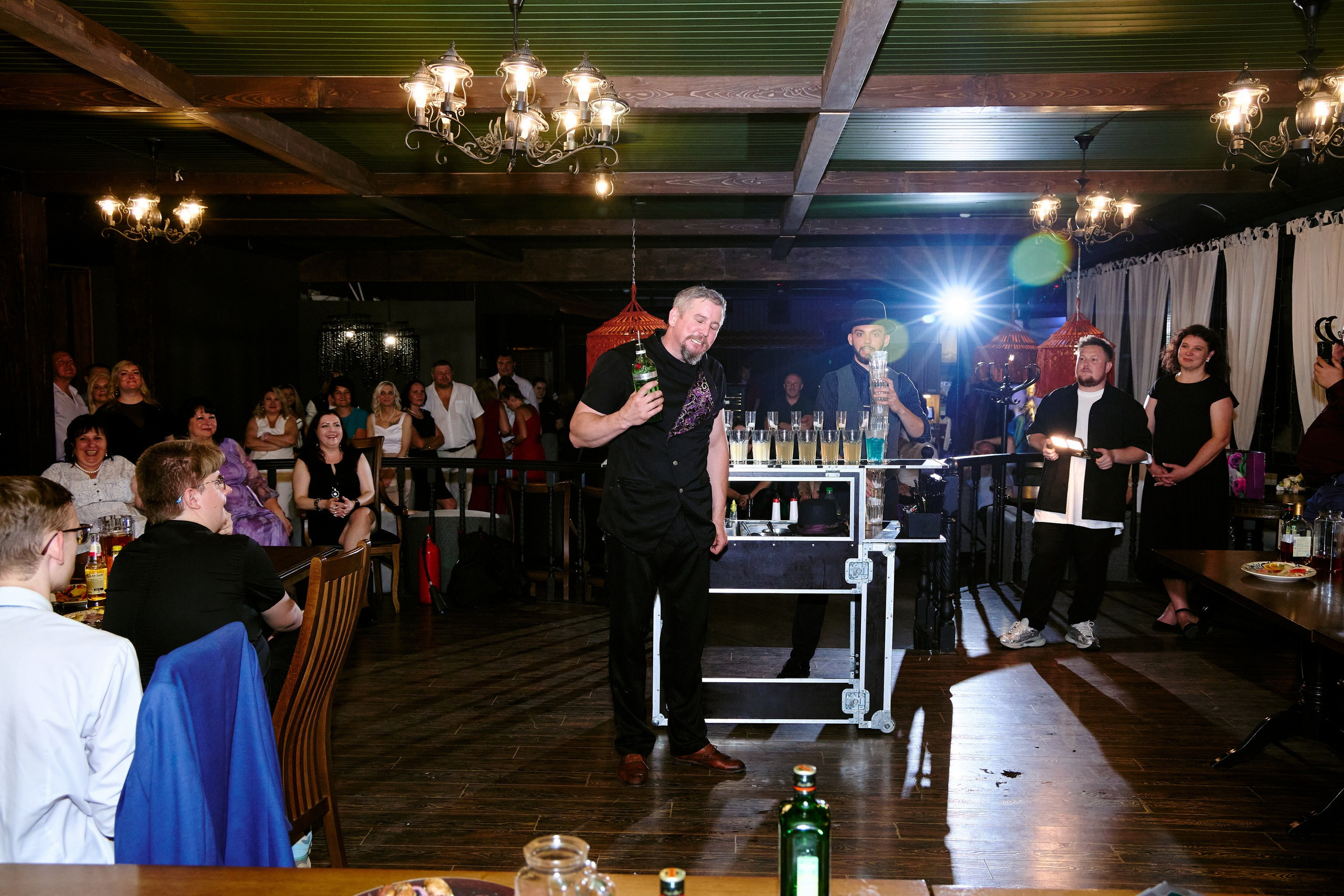 Выпускной 35 Сош. Фотограф Выпускные альбомы Таганрог Сергей Коробченко