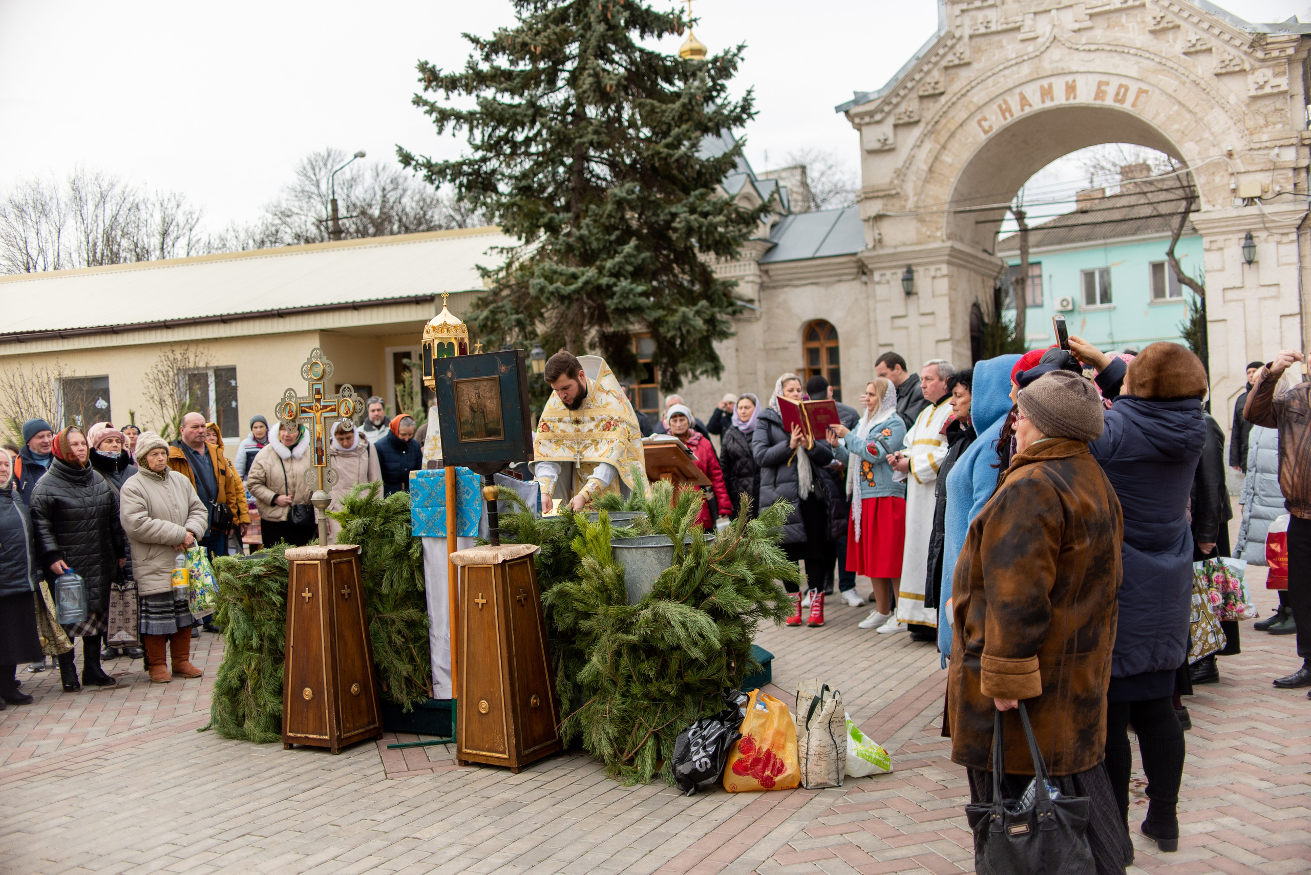 Крещение 18.01.2023. Семейный и свадебный фотограф в Феодосии и Коктебеле