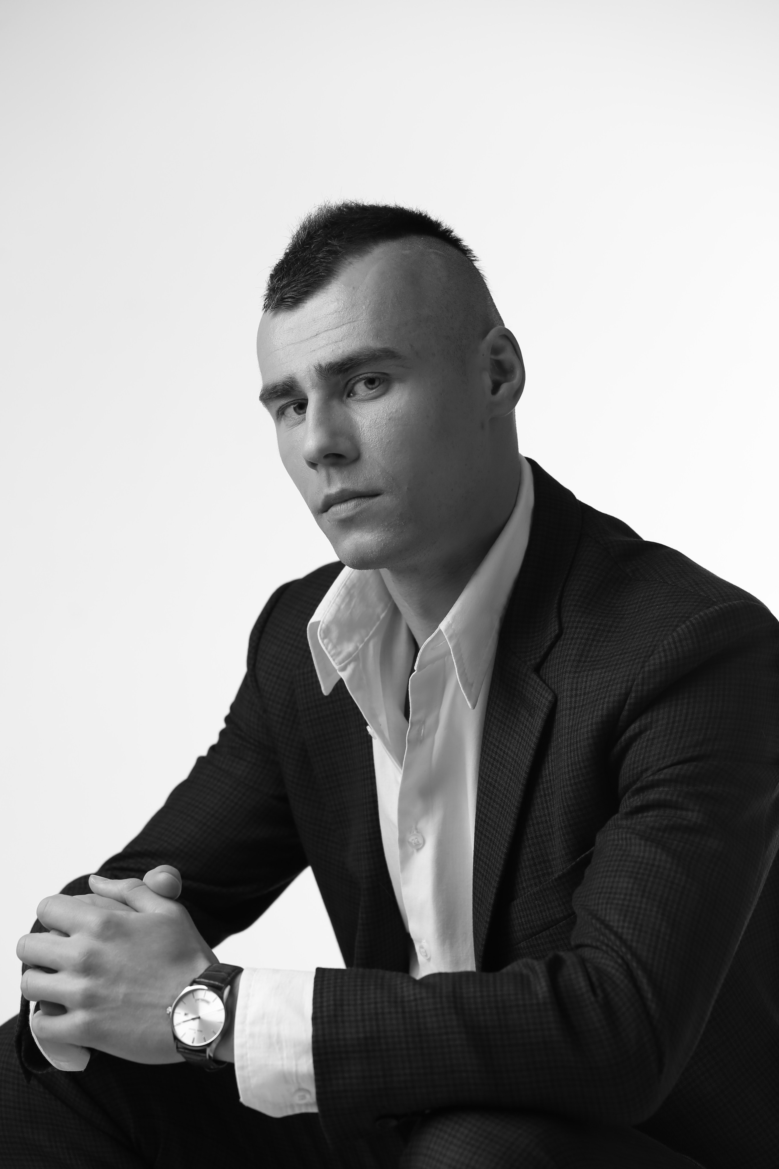 В СТУДИИ. Фотограф видеооператор Пермский край, Пермь, Оса Руслан Саматов