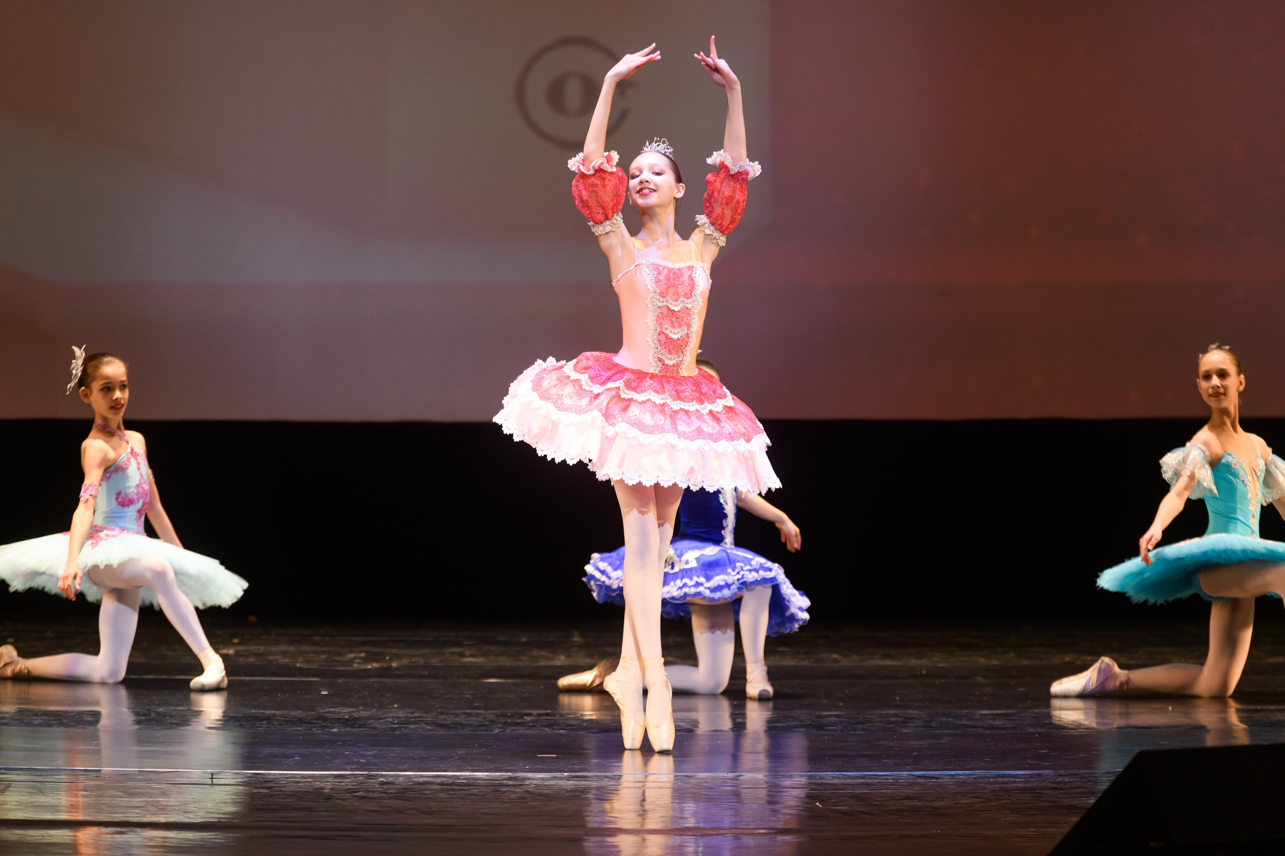 23 апреля, часть 1, БКЗ Октябрьский, г. Санкт-Петербург. Золотое яблочко