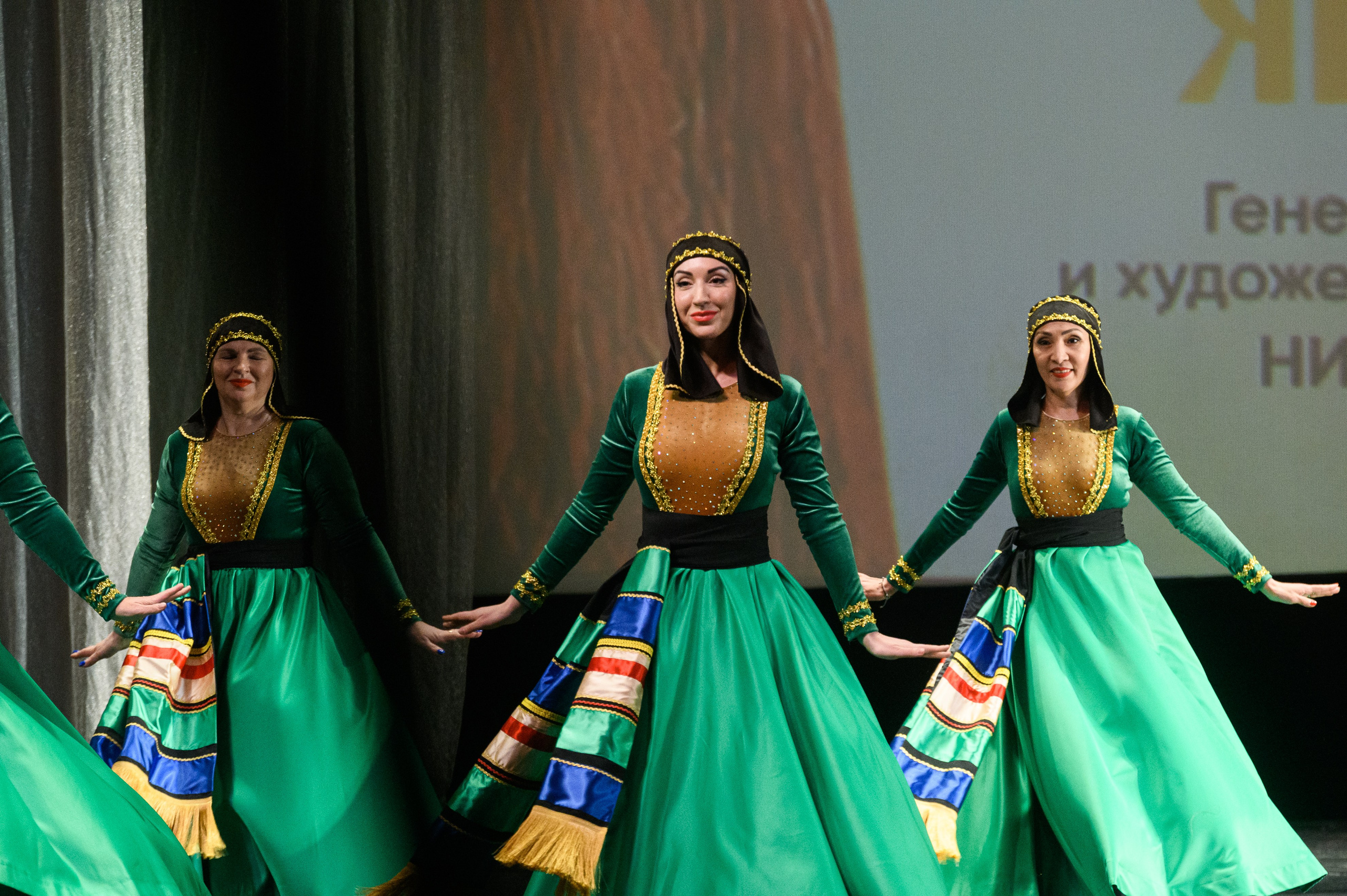 23 апреля, часть 1, БКЗ Октябрьский, г. Санкт-Петербург. Золотое яблочко