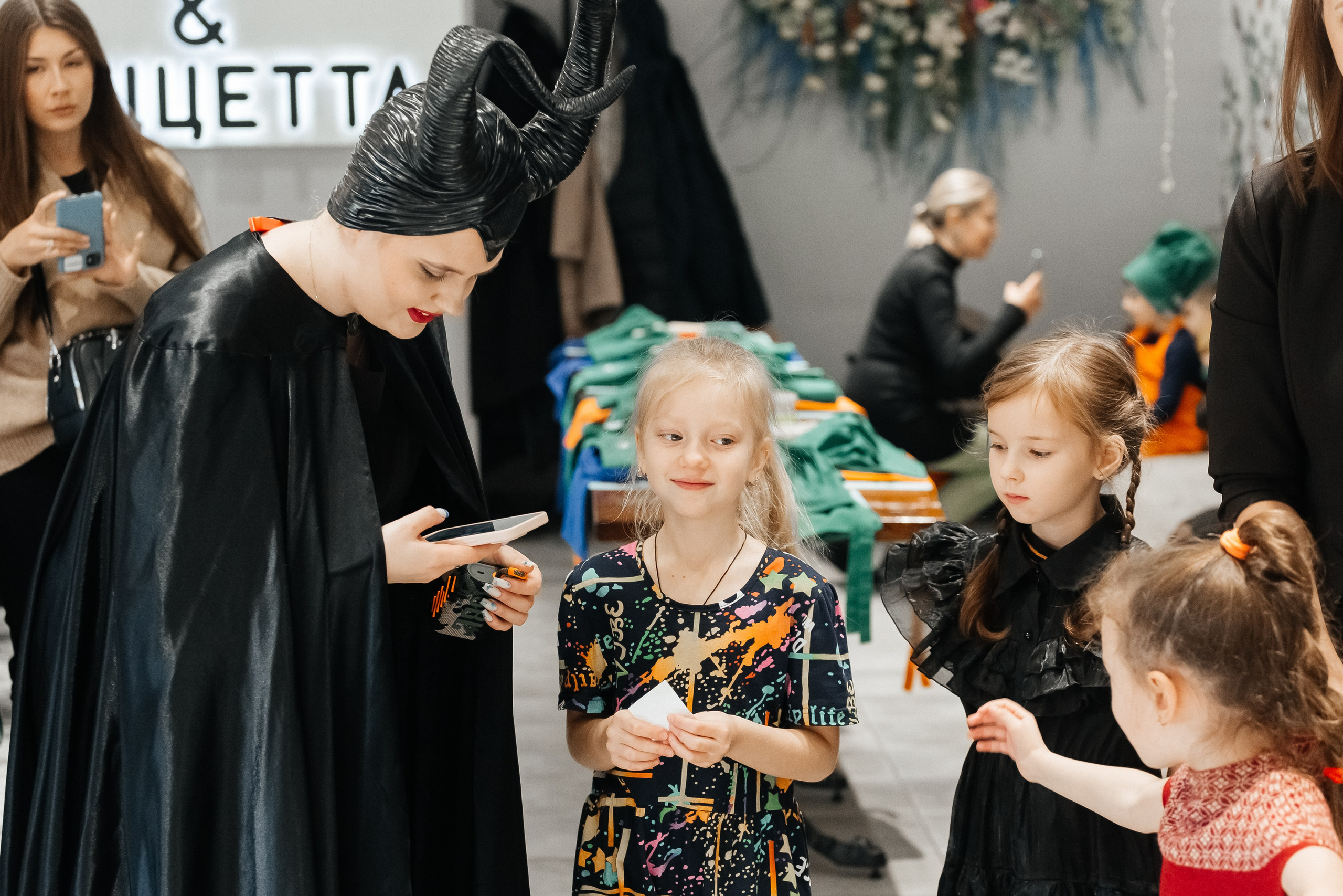 Детский мастер-класс в «Кофебулка». Фотограф Кемерово | Сергей