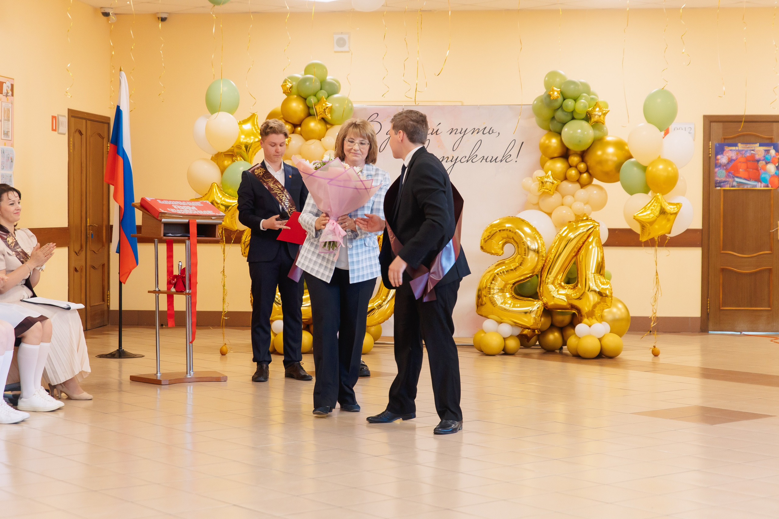 Последний звонок. Фотограф в Кронштадте и Санкт-Петербурге Анастасия Коваленко