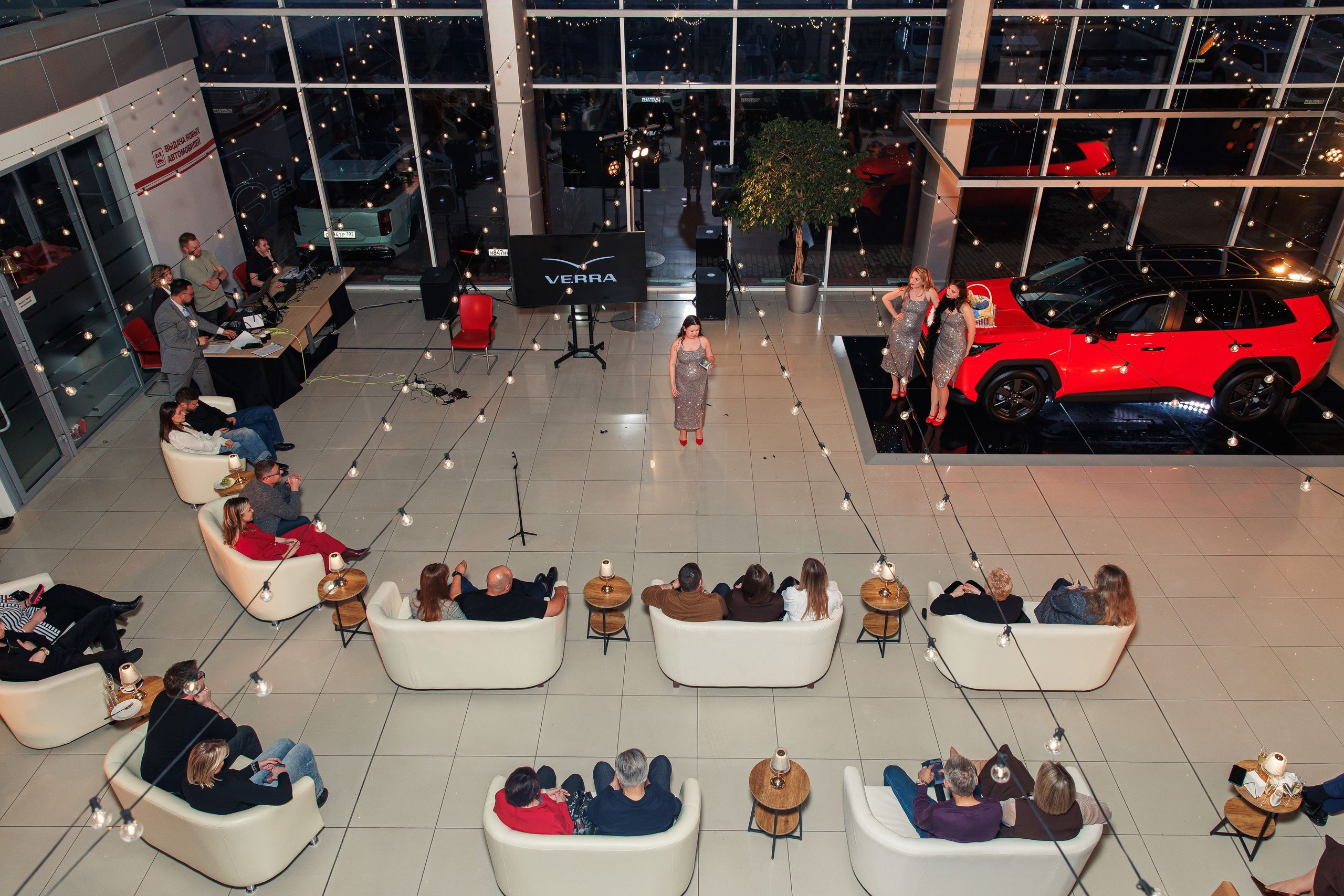 Презентация новой Toyota RAV4. Репортажный и свадебный фотограф в Уфе Павел Кожевников