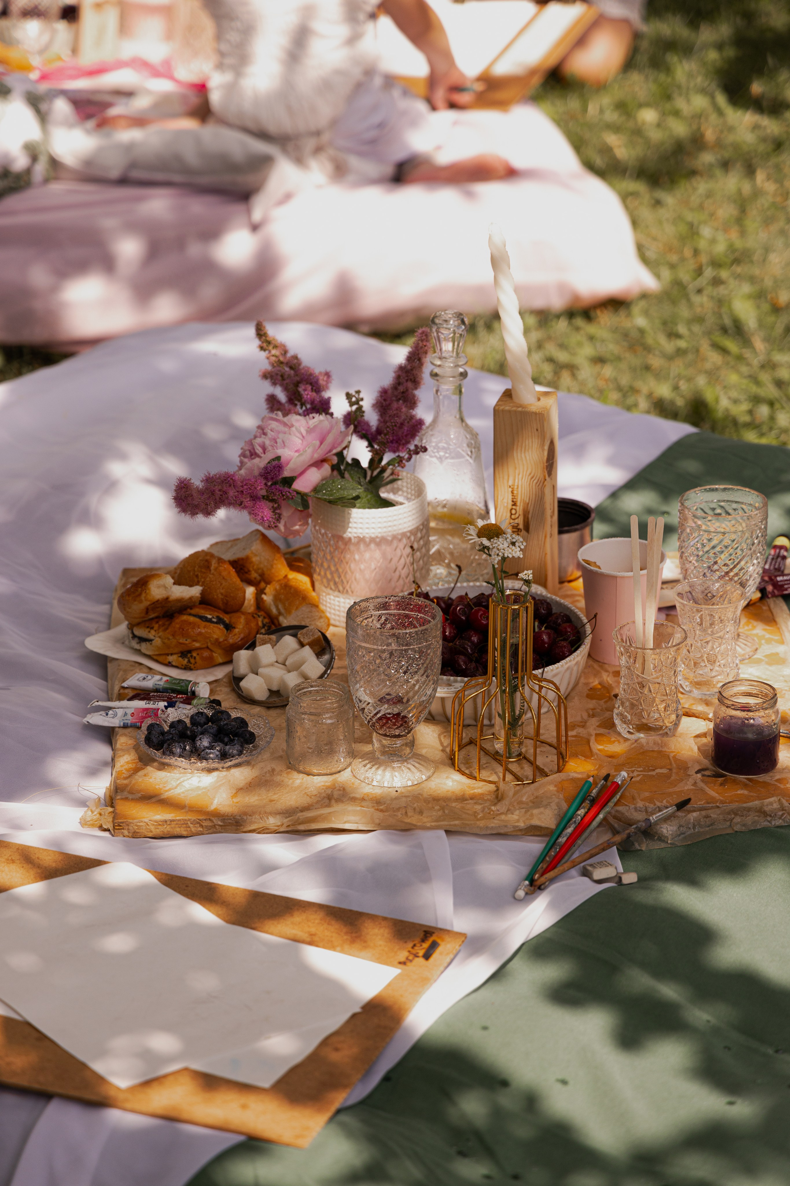 МК Пион (пикник в парке). Анастасия Ракчеева Художник