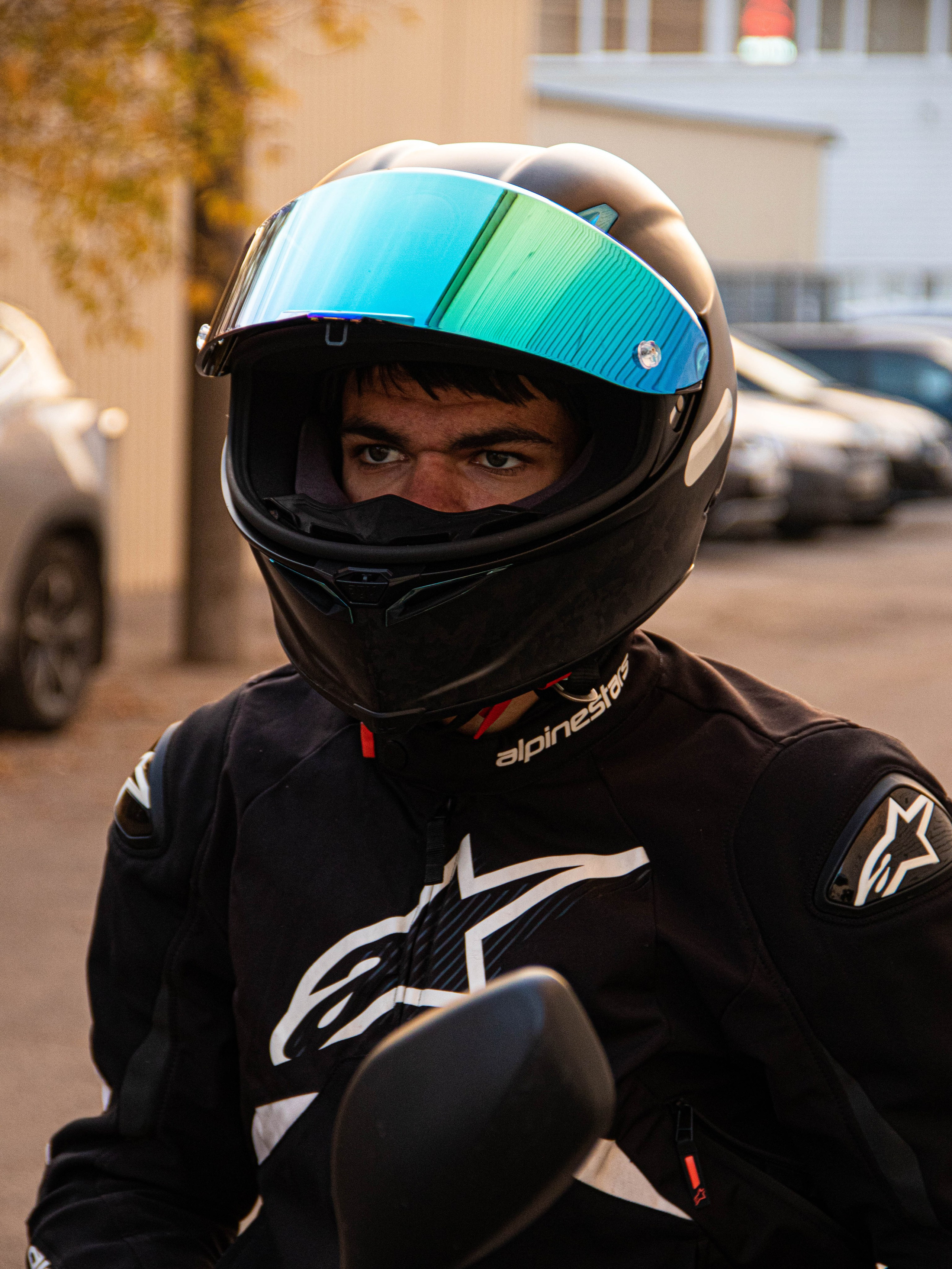 Мотоциклетный шлем. «Матрица»