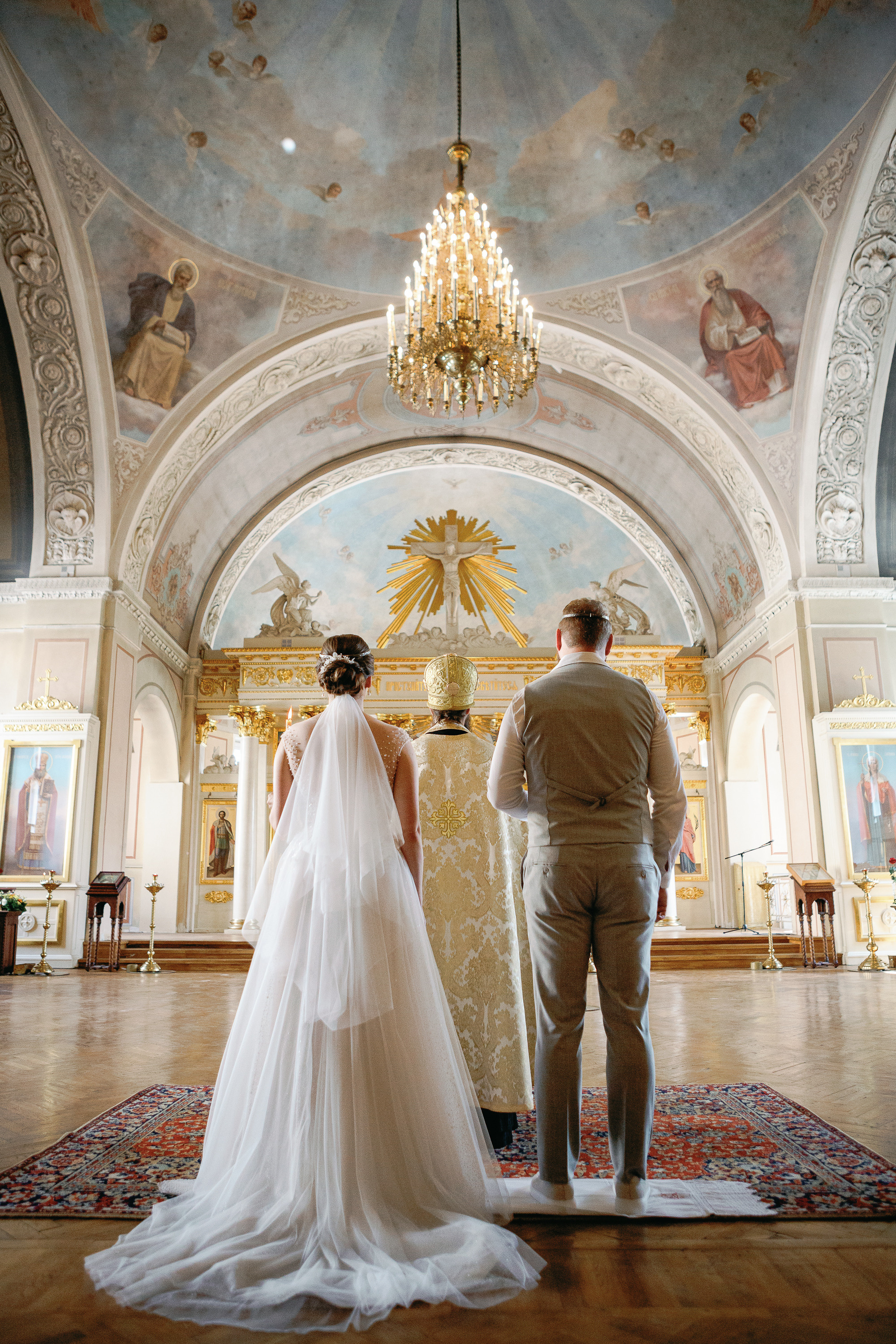 Венчание: Волшебство момента и искренность чувств в кадре