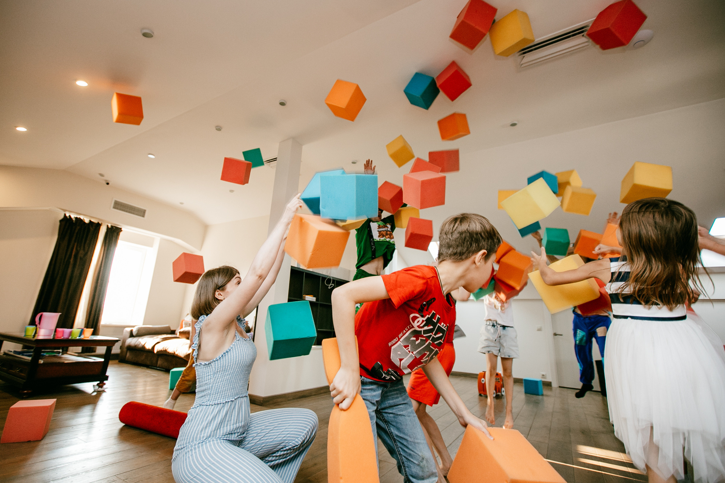 Детский праздник. Частный дом. Женский и репортажный фотограф Москва Натали Смирнова