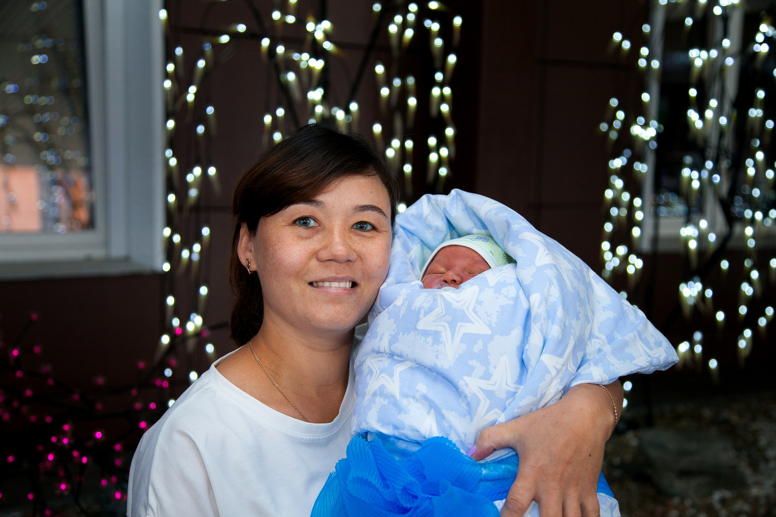 Выписка из роддома. Свадебный, семейный и детский фотограф в Иркутске Жанат Уразгалиев