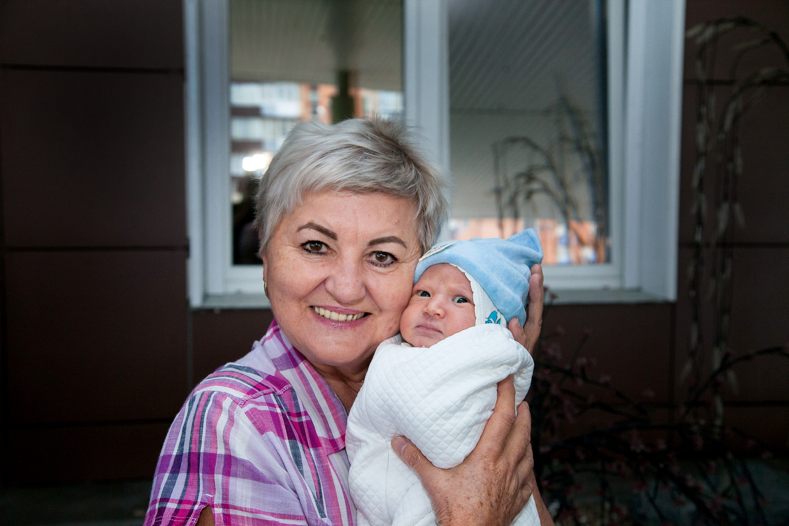 Выписка из роддома. Свадебный, семейный и детский фотограф в Иркутске Жанат Уразгалиев