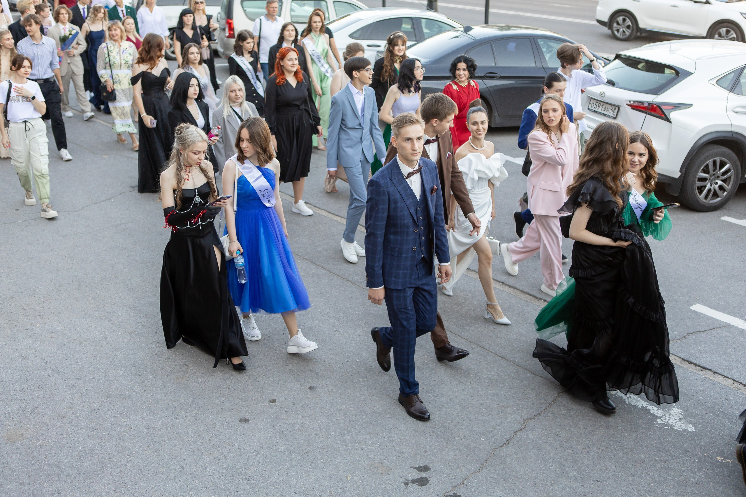 Выпускной Гимназия 12 2024 г. Свадебный и портретный Фотограф в Липецке Дмитрий Котюков