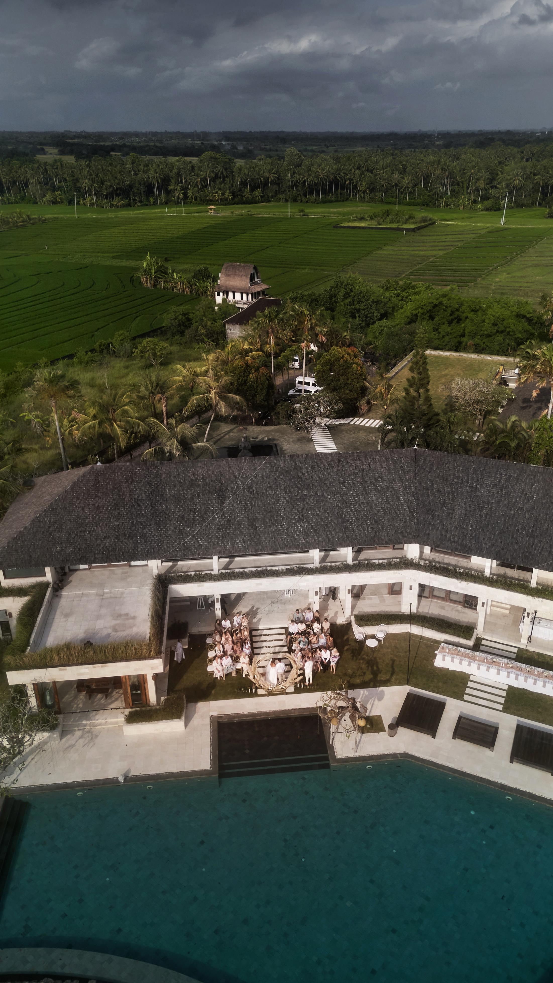 Свадьба на Bali по фото и видео от ТВИНС СТУДИО. ТВИНС СТУДИО — лучшие свадебные фотографы и видеографы в Краснодаре