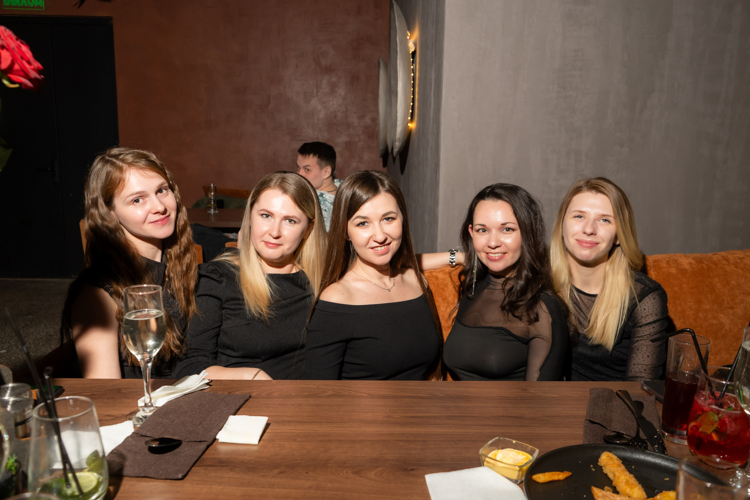 День Рождения XO Lounge. Предметный фотограф Элеонора Грин | Профессиональная фотосъемка товаров в Воронеже